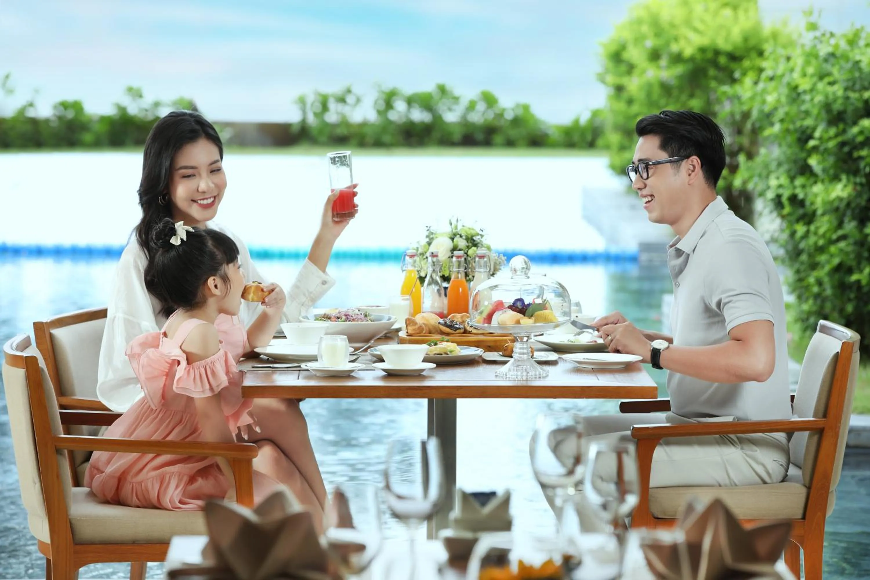 Breakfast in FLC Luxury Resort Samson