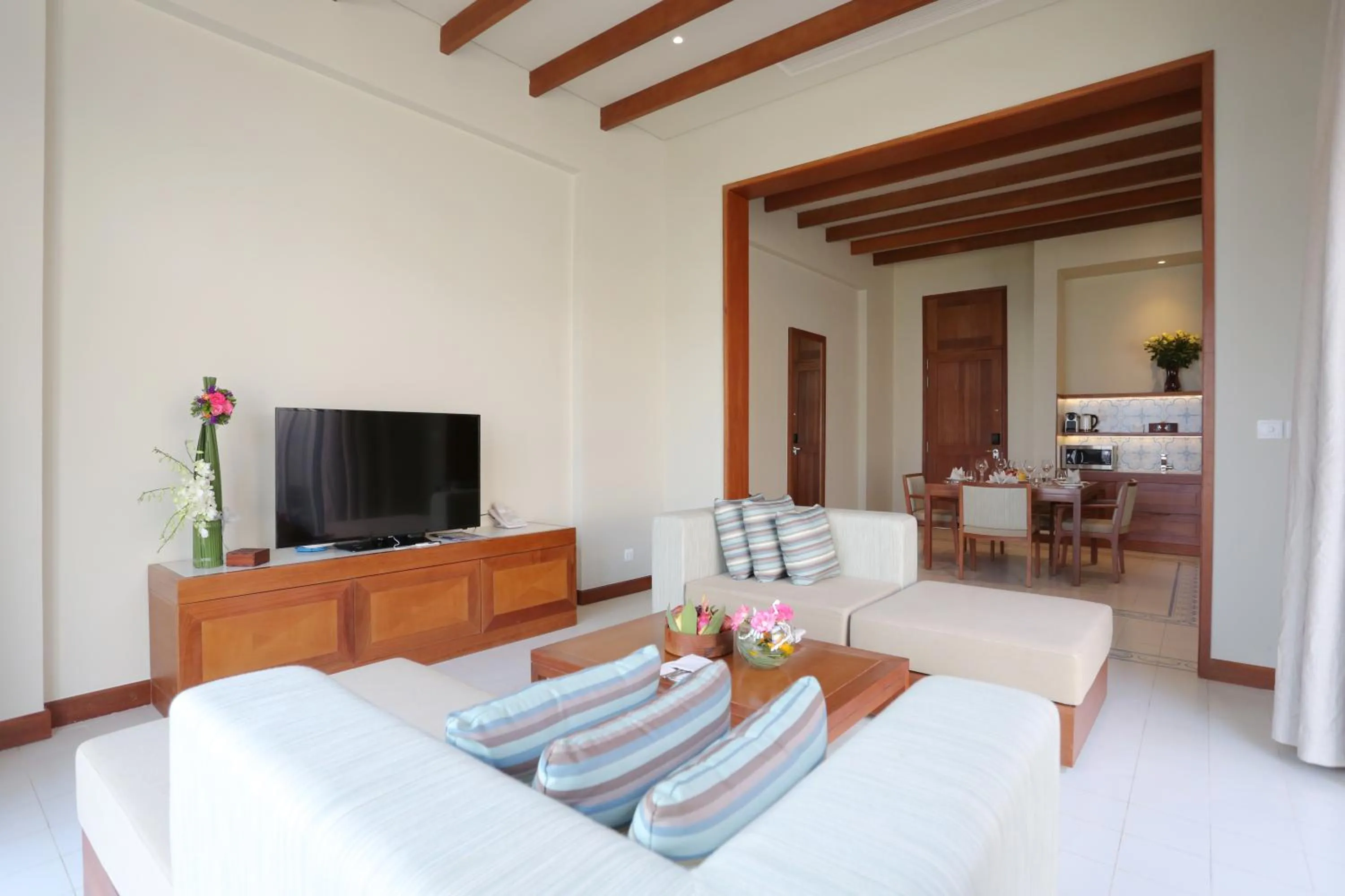 Living room in FLC Luxury Resort Samson