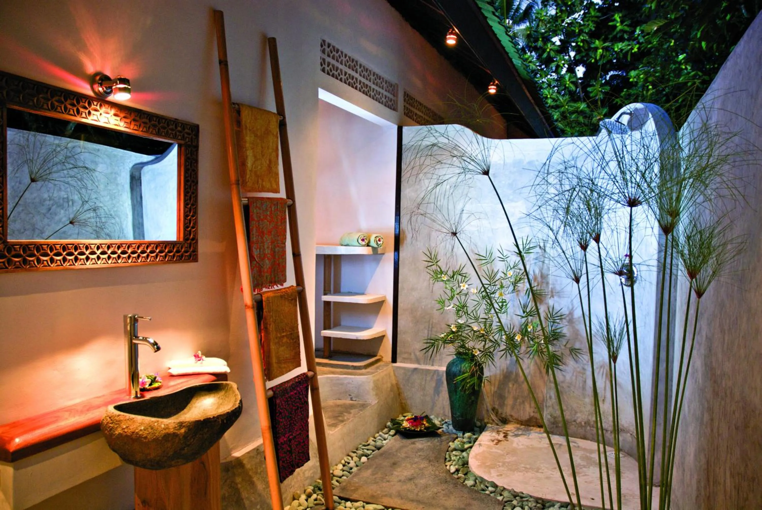 Bathroom in Cili Emas Oceanside Resort