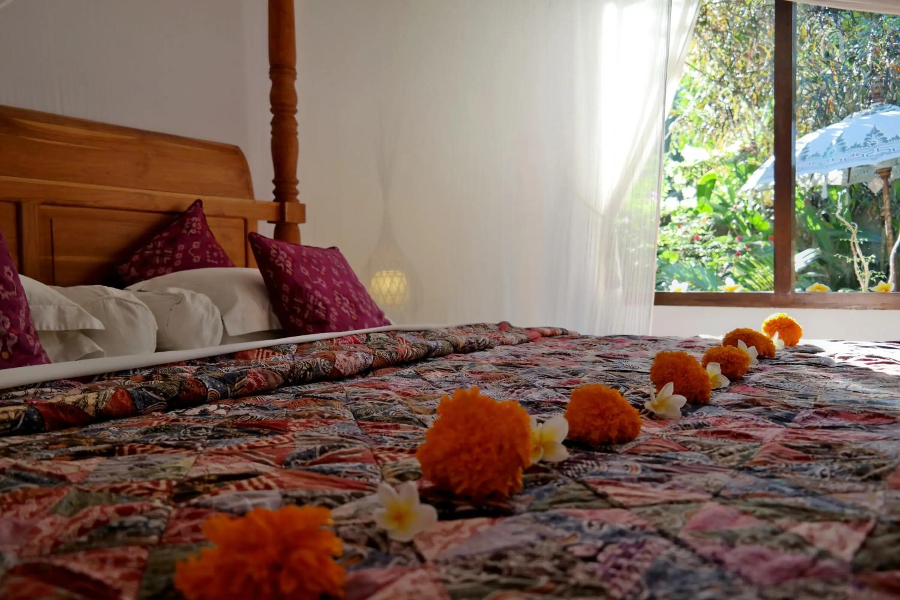 Garden, Bed in Cili Emas Oceanside Resort