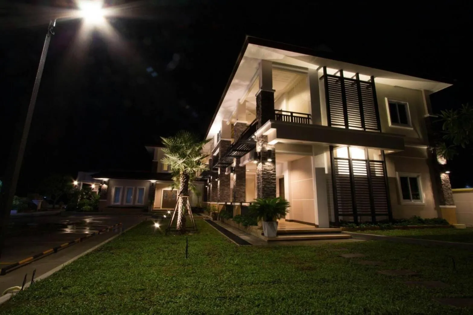 Property building in Fortune Surin Hotel