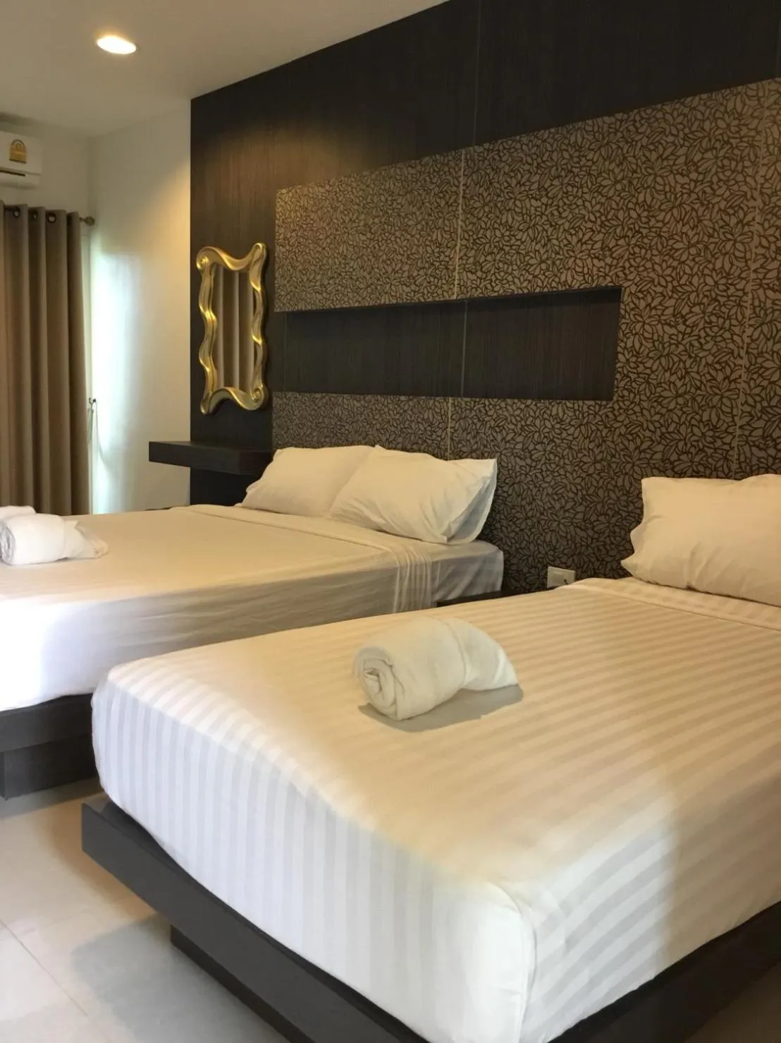 Staff, Bed in Fortune Surin Hotel