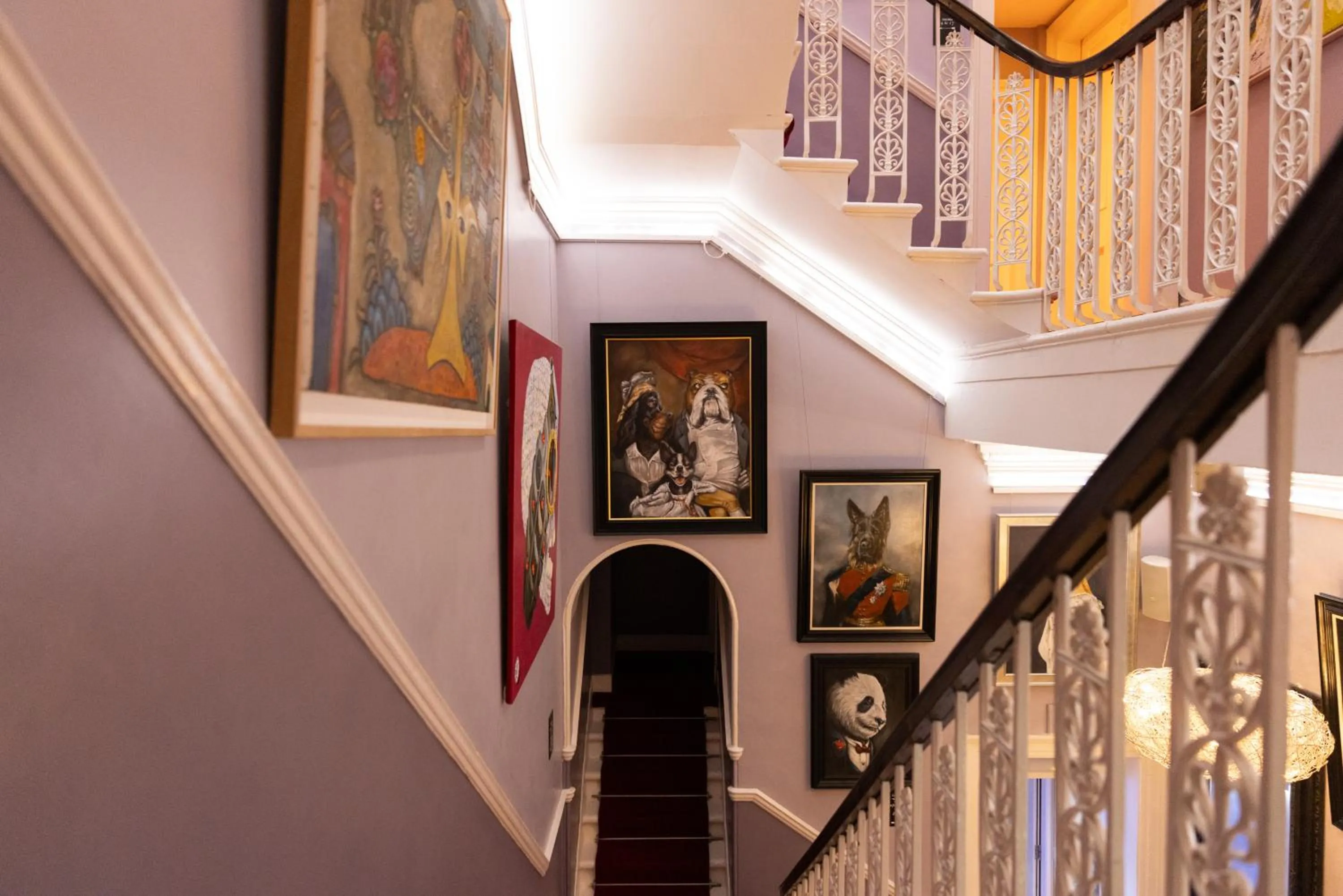 Decorative detail in 24 Royal Terrace