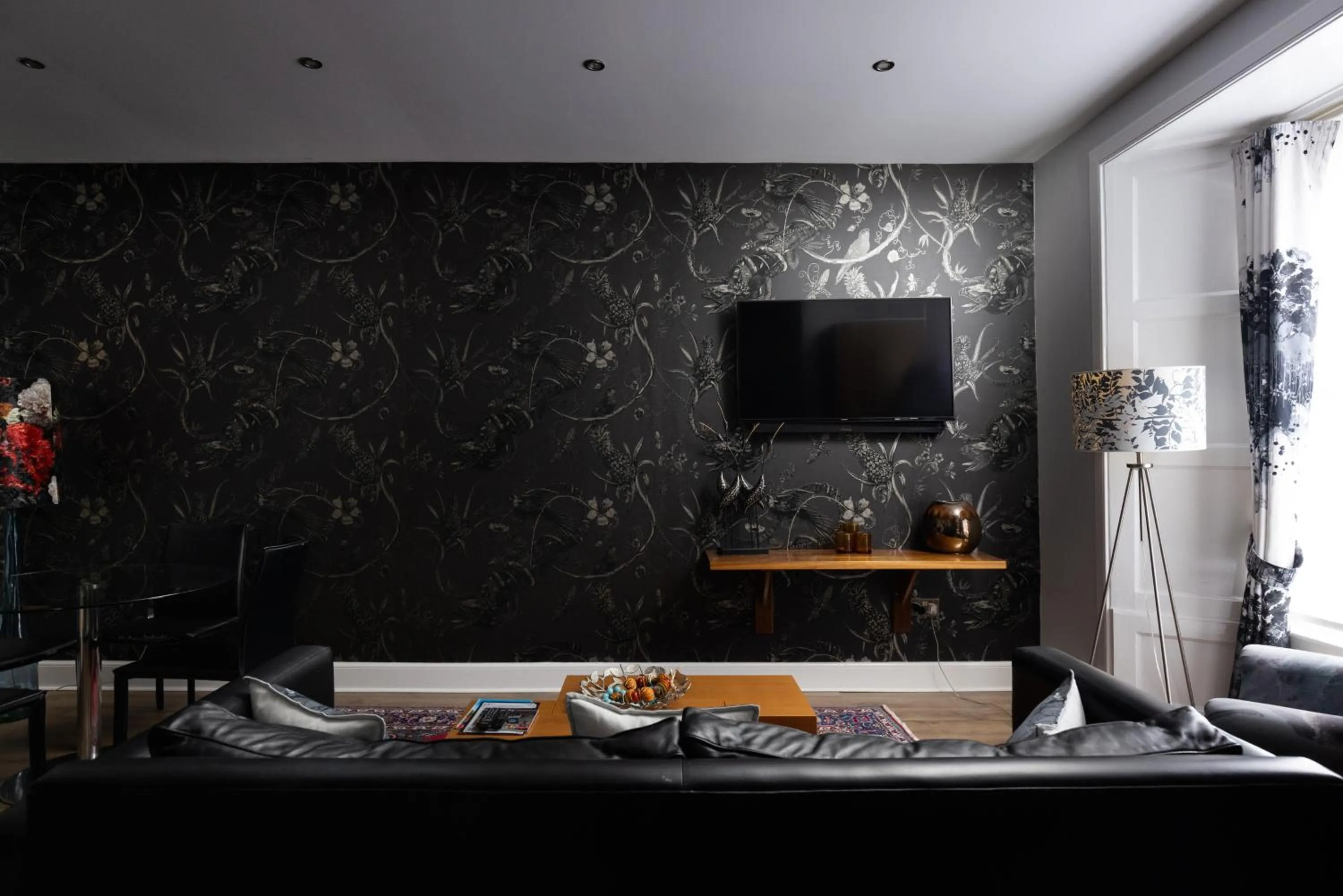 Living room in 24 Royal Terrace