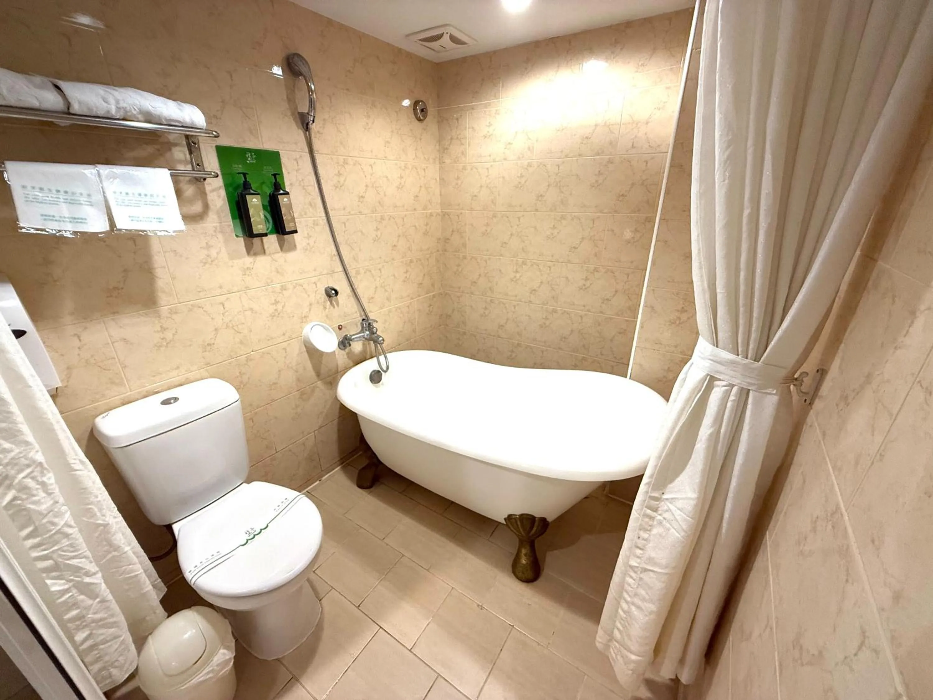 Shower in 種子商旅