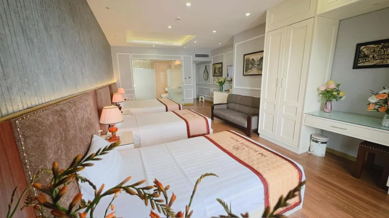 Living room, Bed in Hanoi HM Boutique Hotel