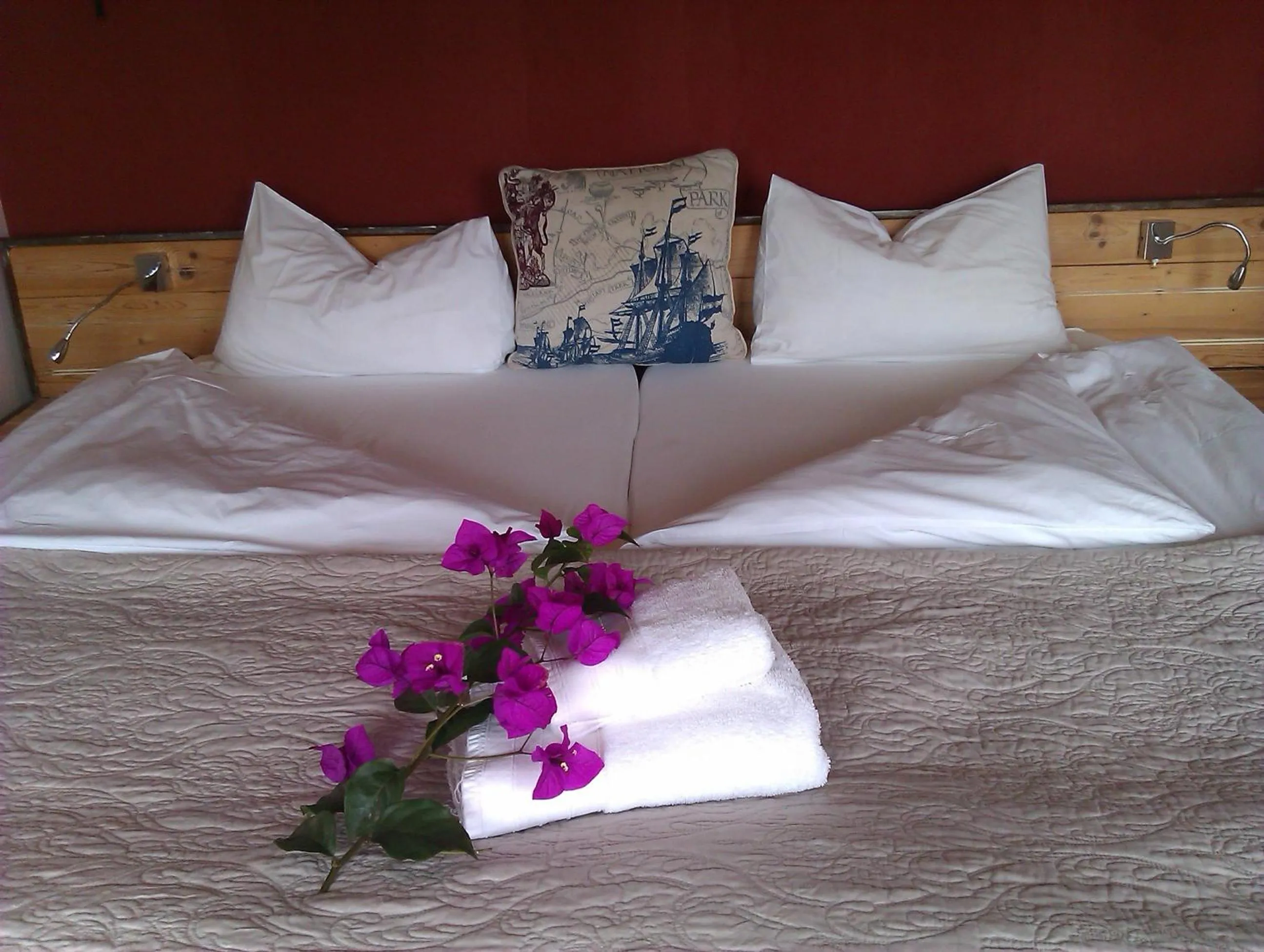 Bedroom, Bed in Hotel A la Mer