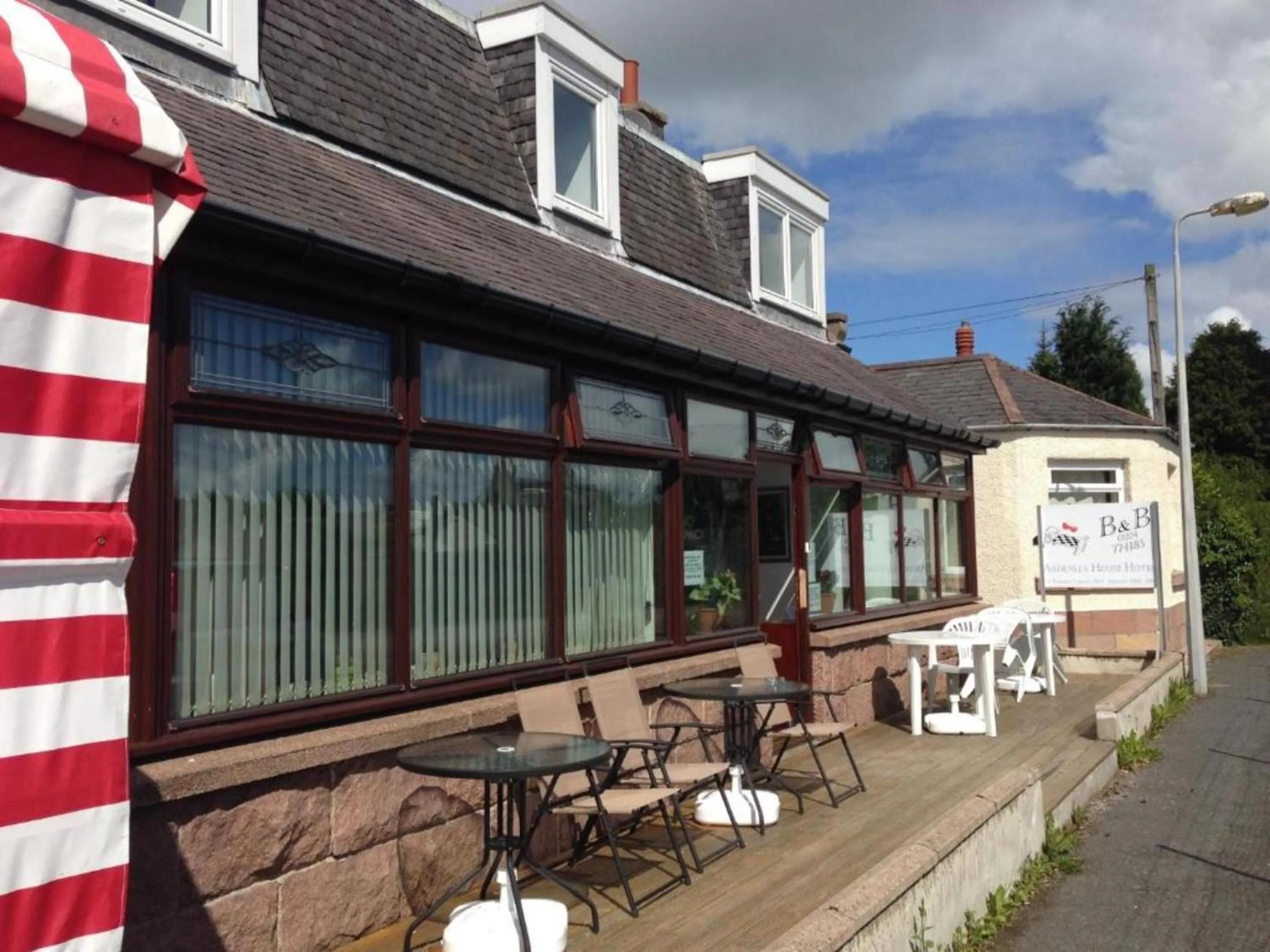 Property building in Ardenlea House Hotel B&b