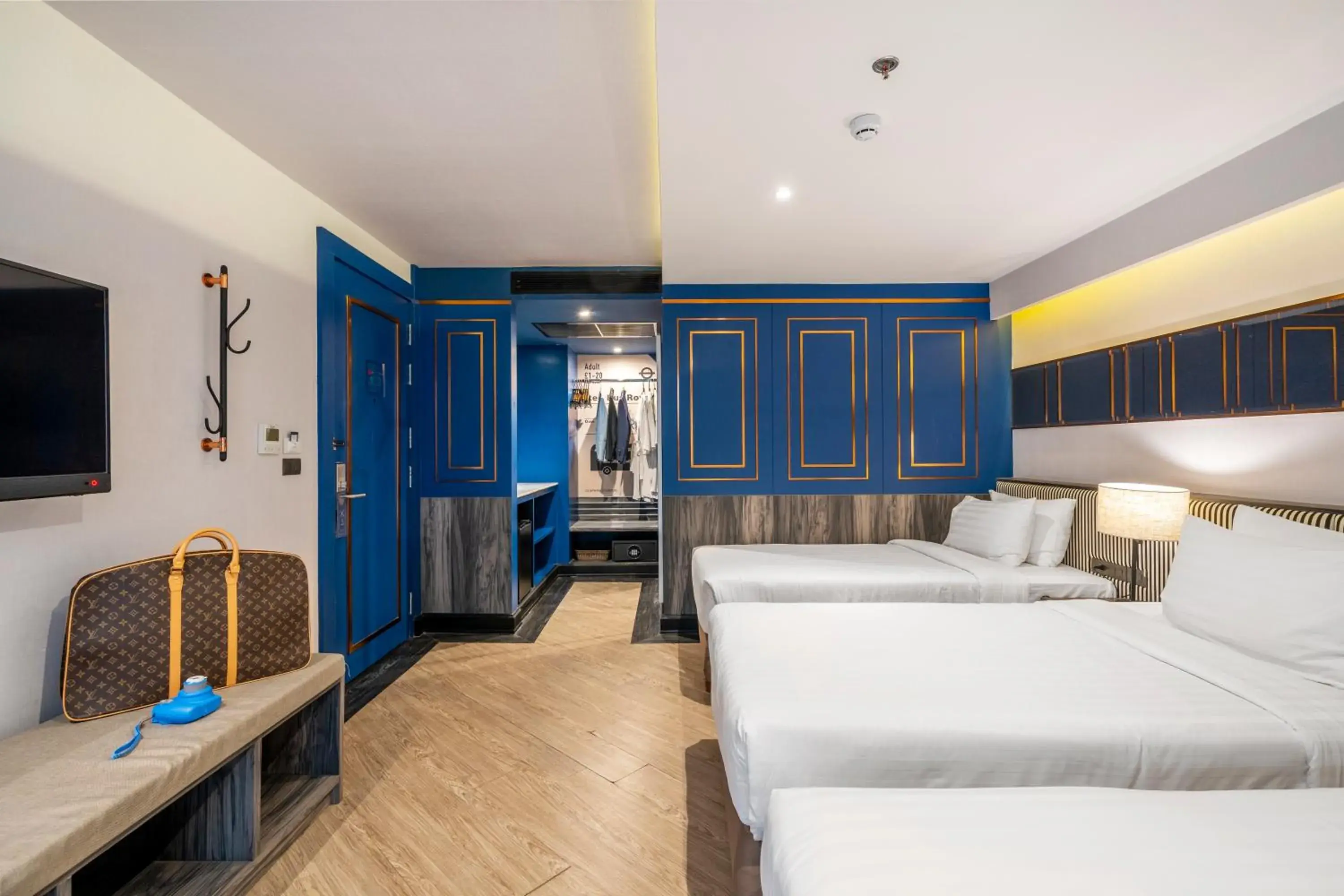 Deluxe Discovery Triple in Vince Hotel Pratunam Deluxe Discovery Triple in Vince Hotel Pratunam