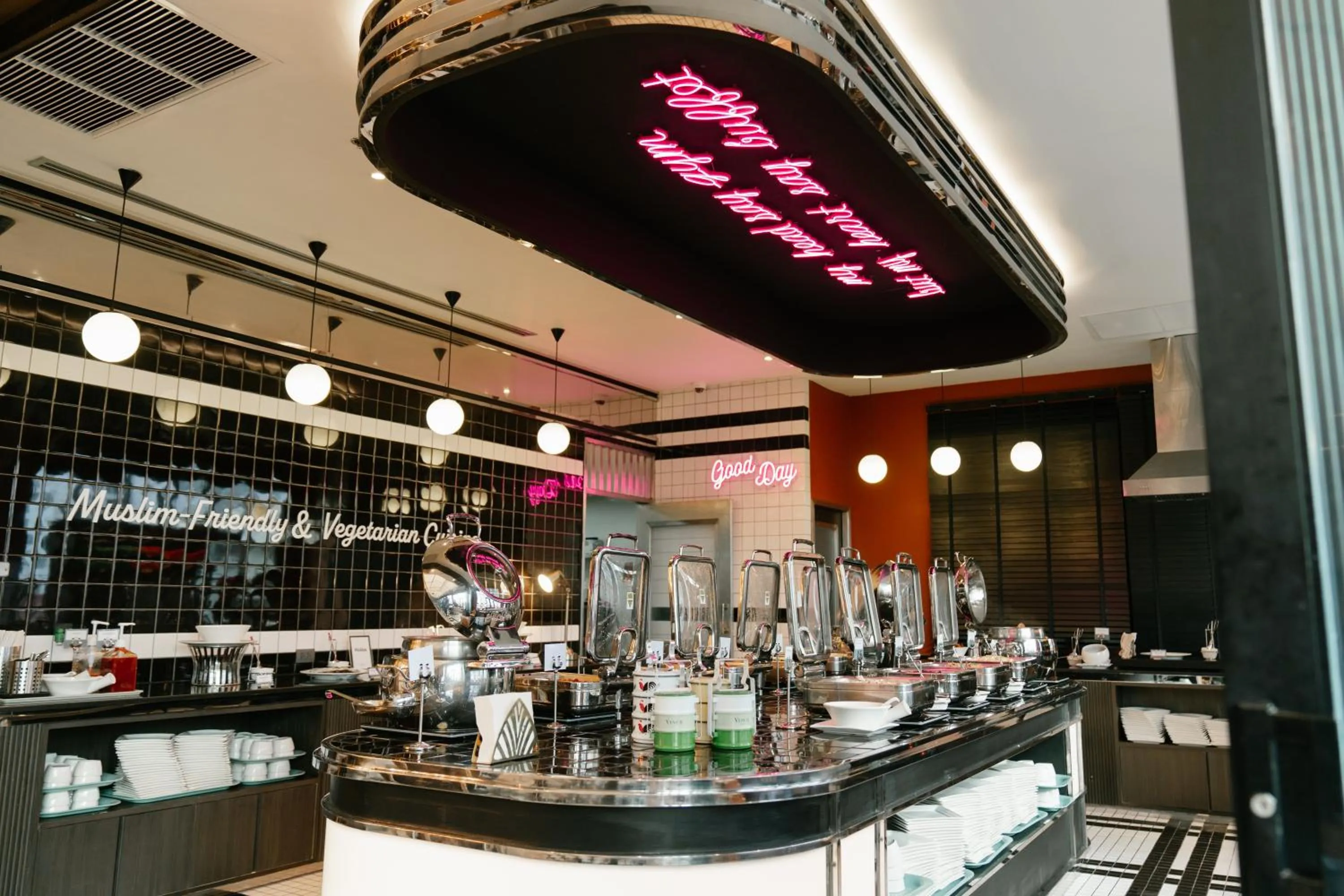 Dinner in Vince Hotel Pratunam