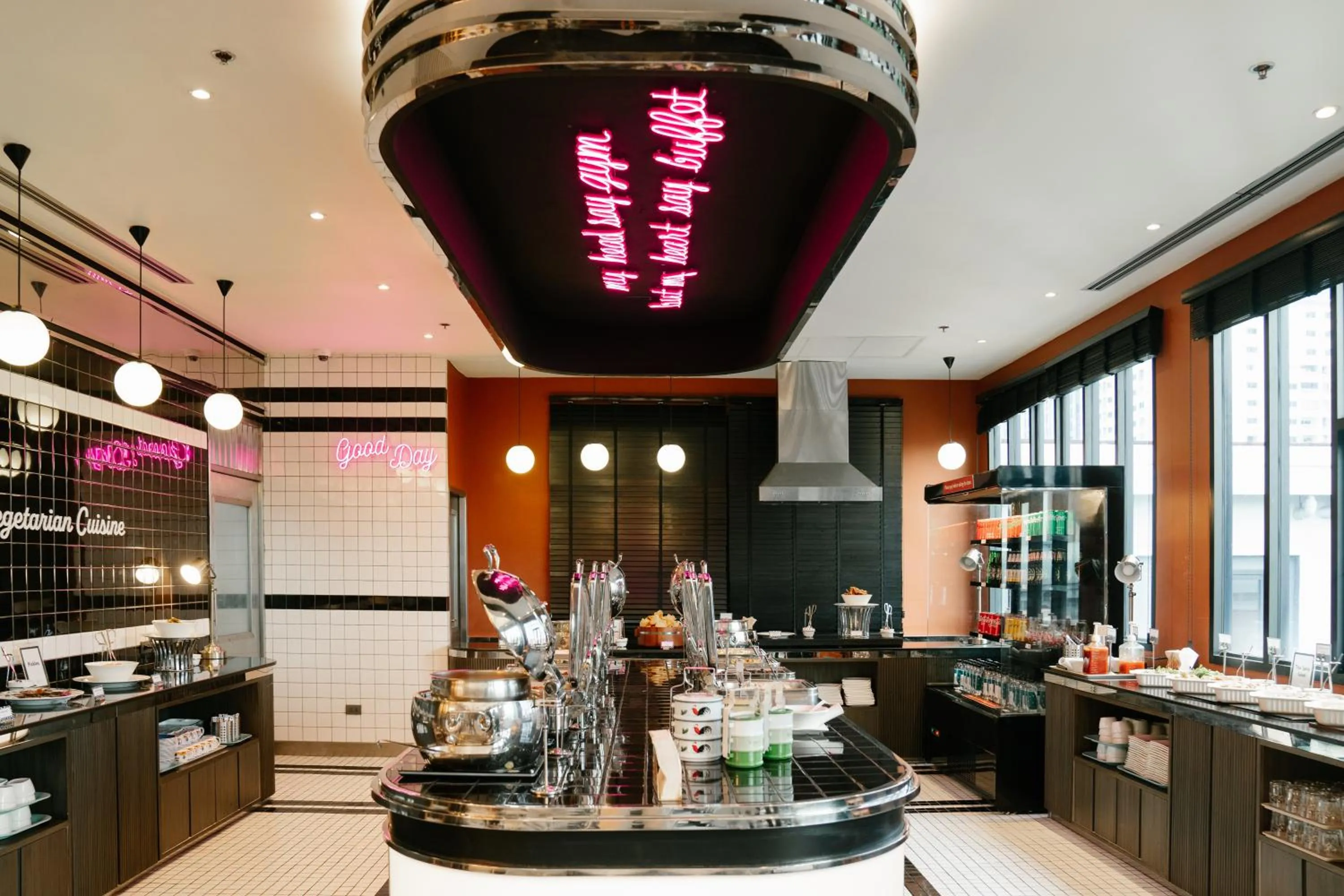 Dinner in Vince Hotel Pratunam