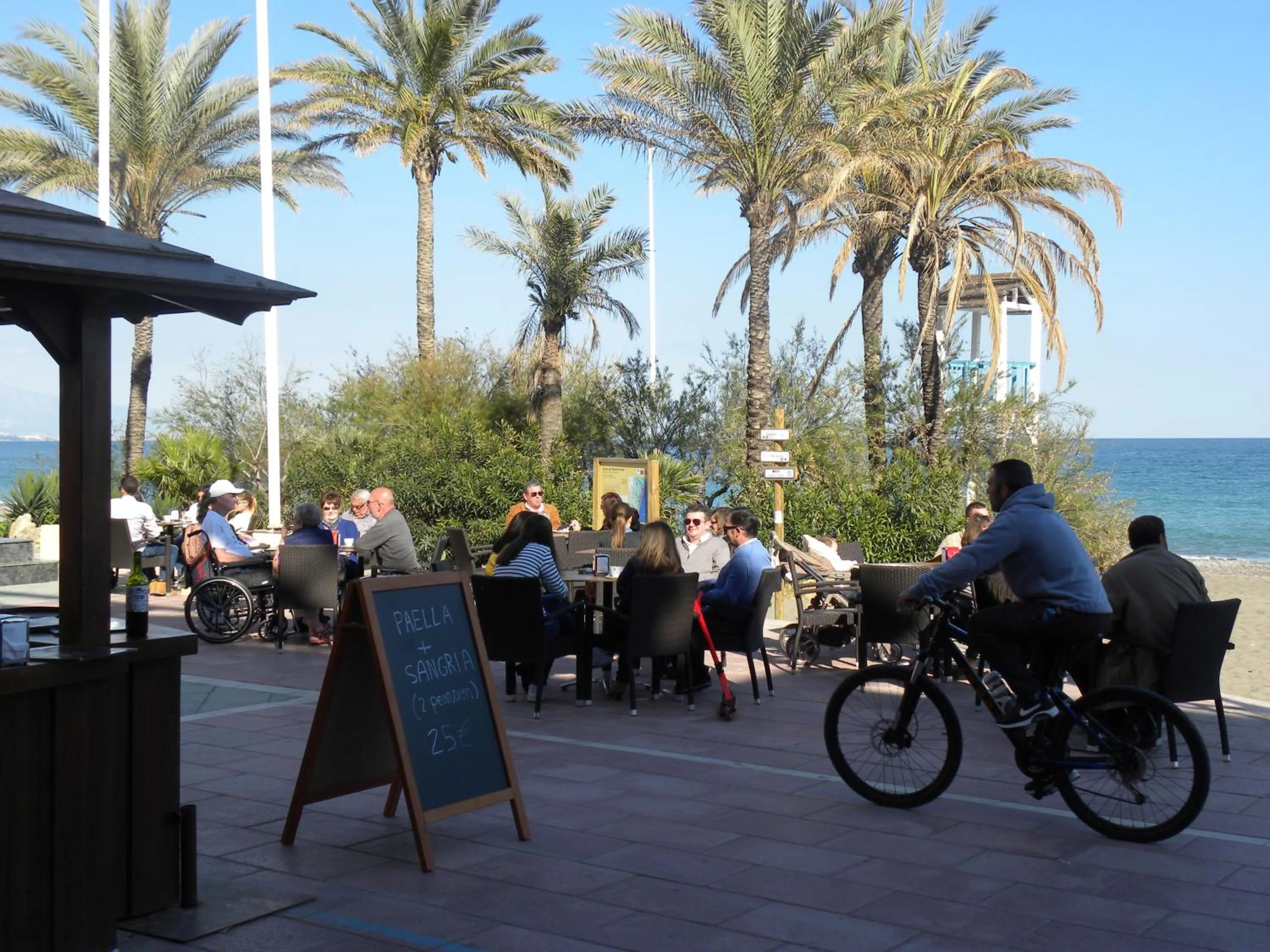 Restaurant/places to eat in Don Agustin