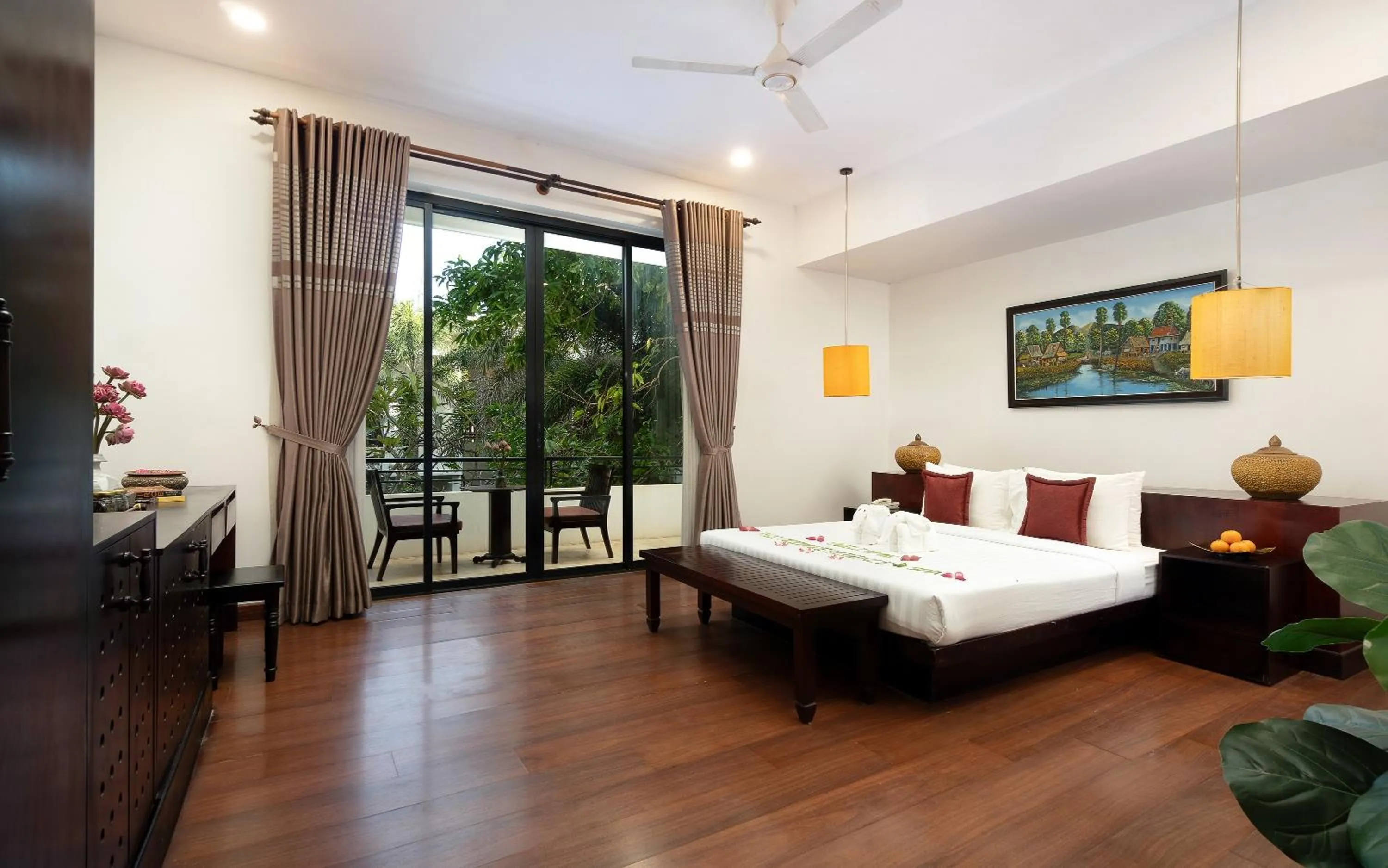 Bed in The Moon Residence & Spa