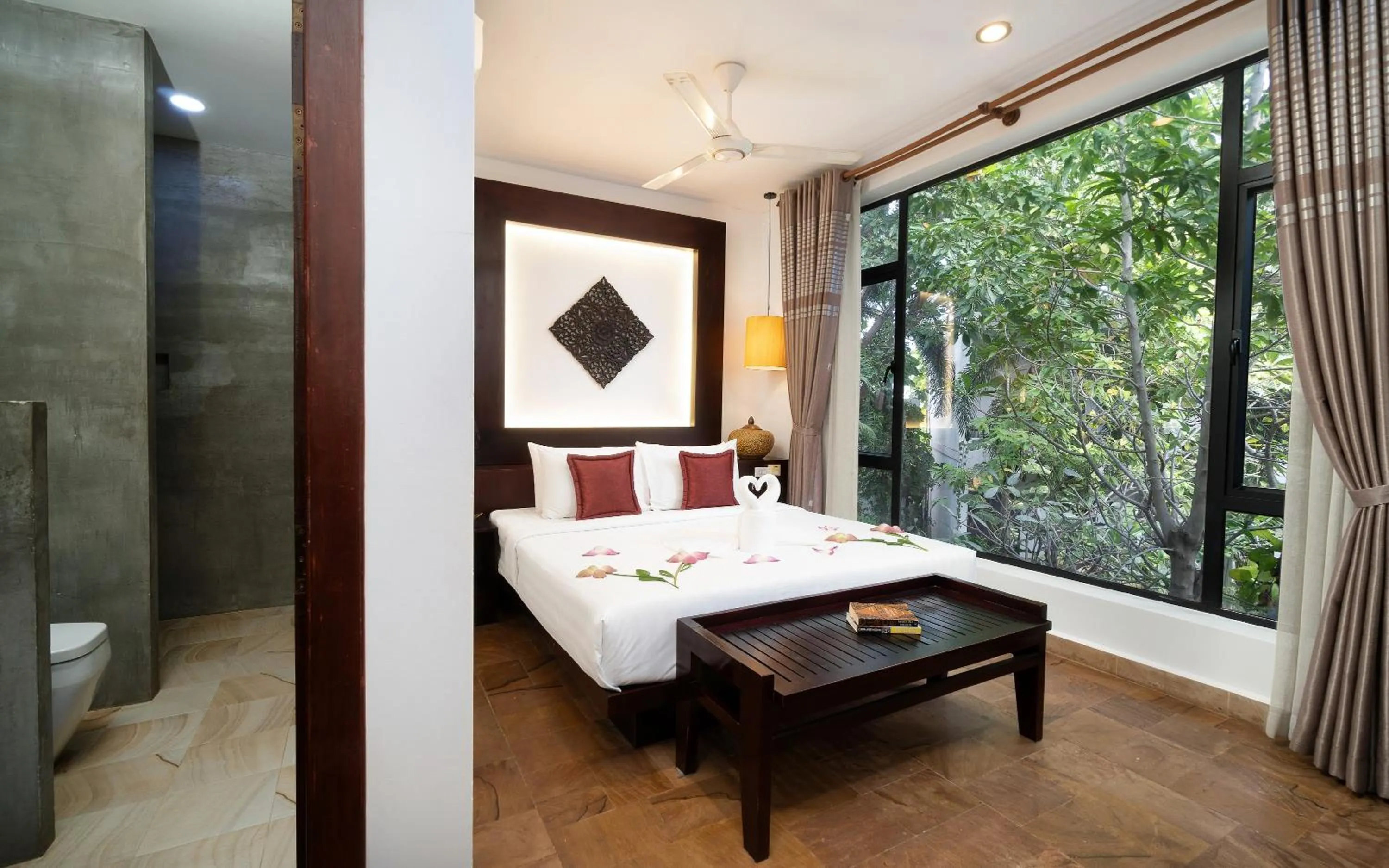 Bed in The Moon Residence & Spa