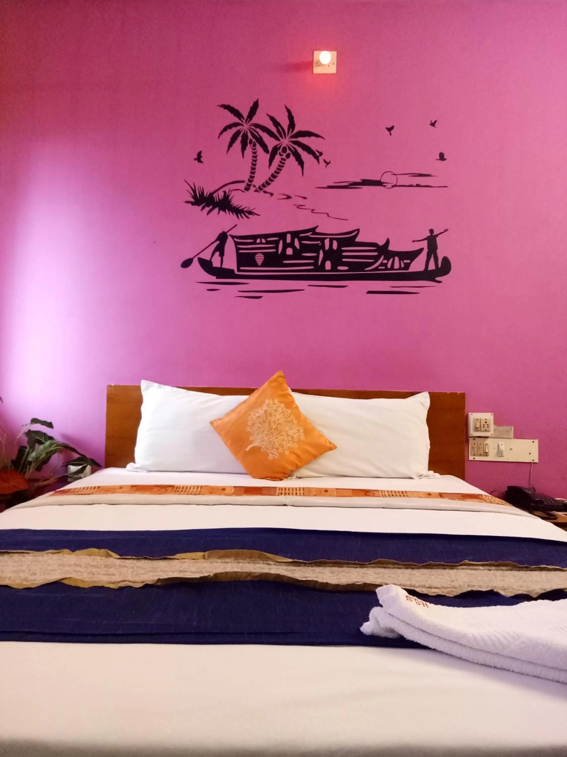 cot, Bed in Hotel Silver Sand