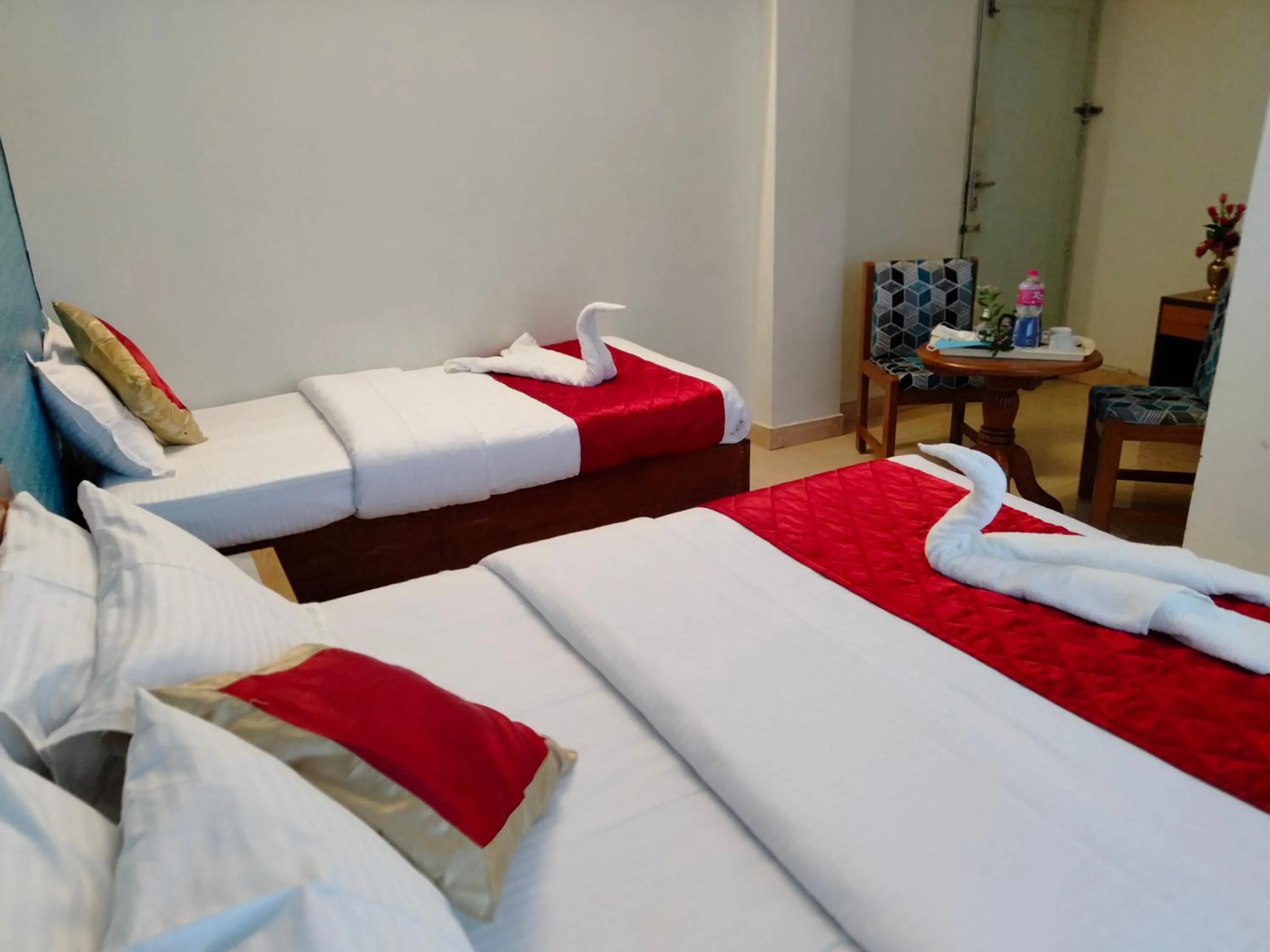 View (from property/room), Bed in Hotel Silver Sand