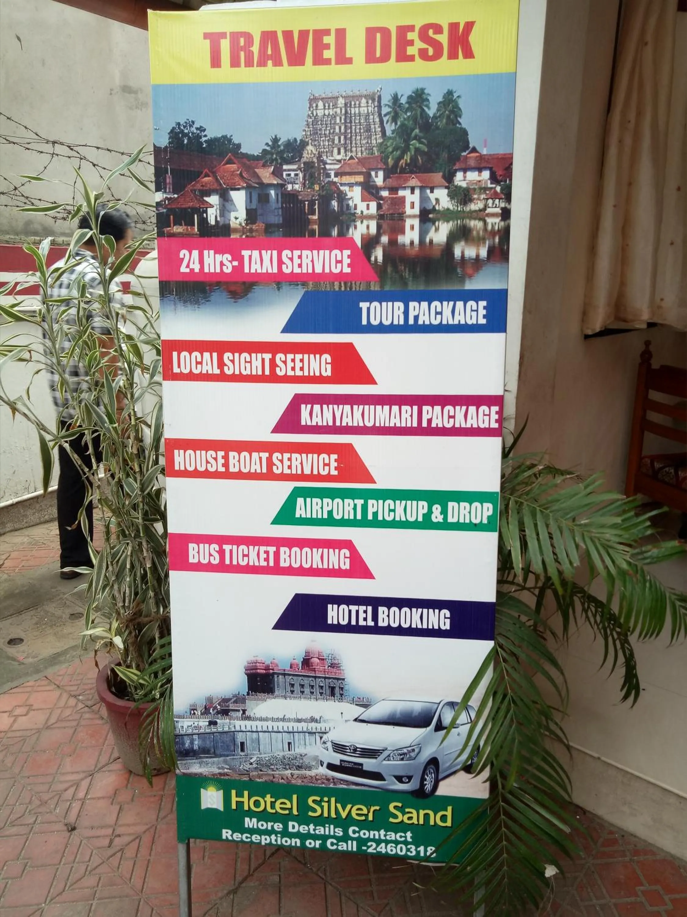 Text overlay in Hotel Silver Sand