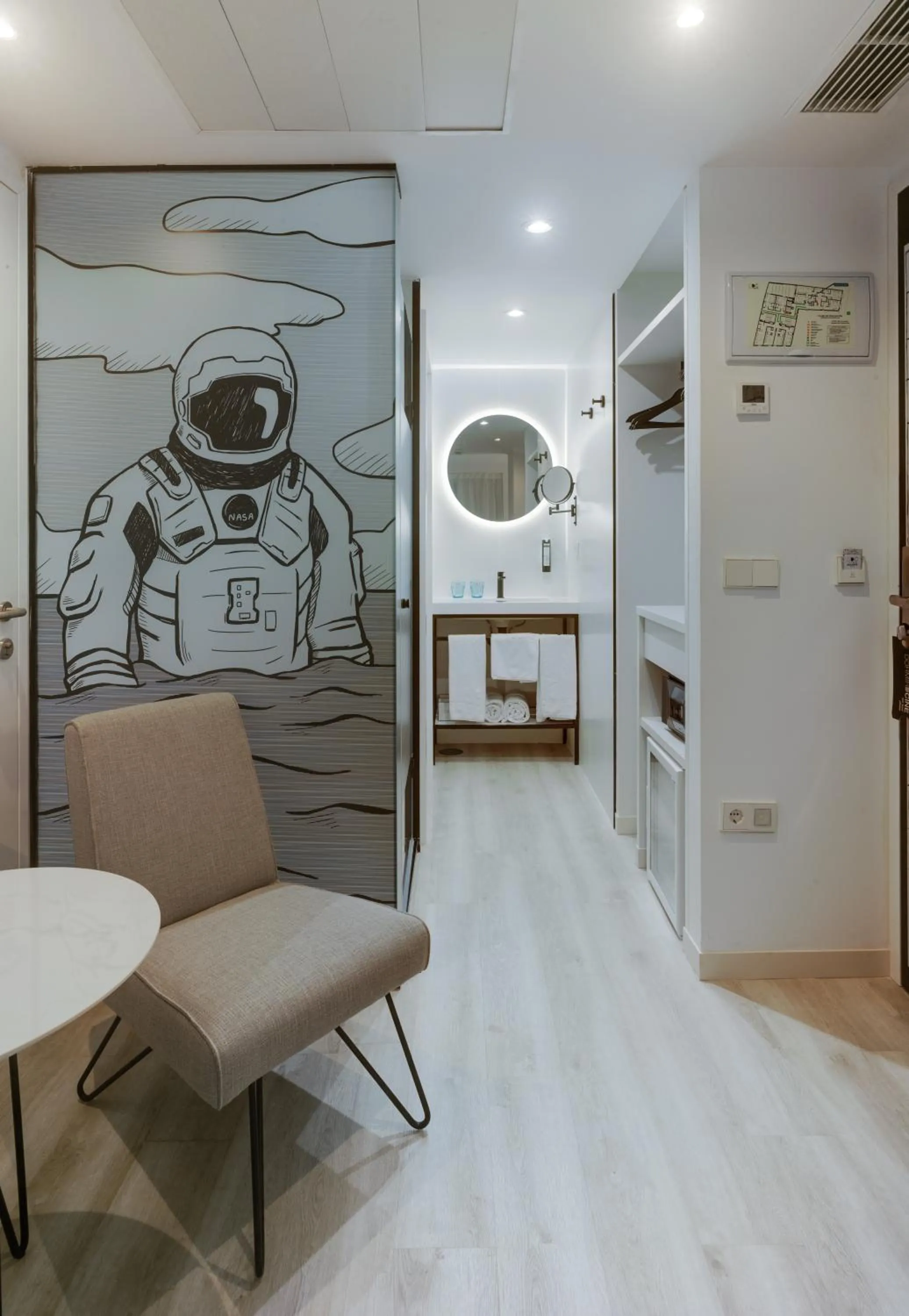 Bathroom in Dormirdcine Alicante