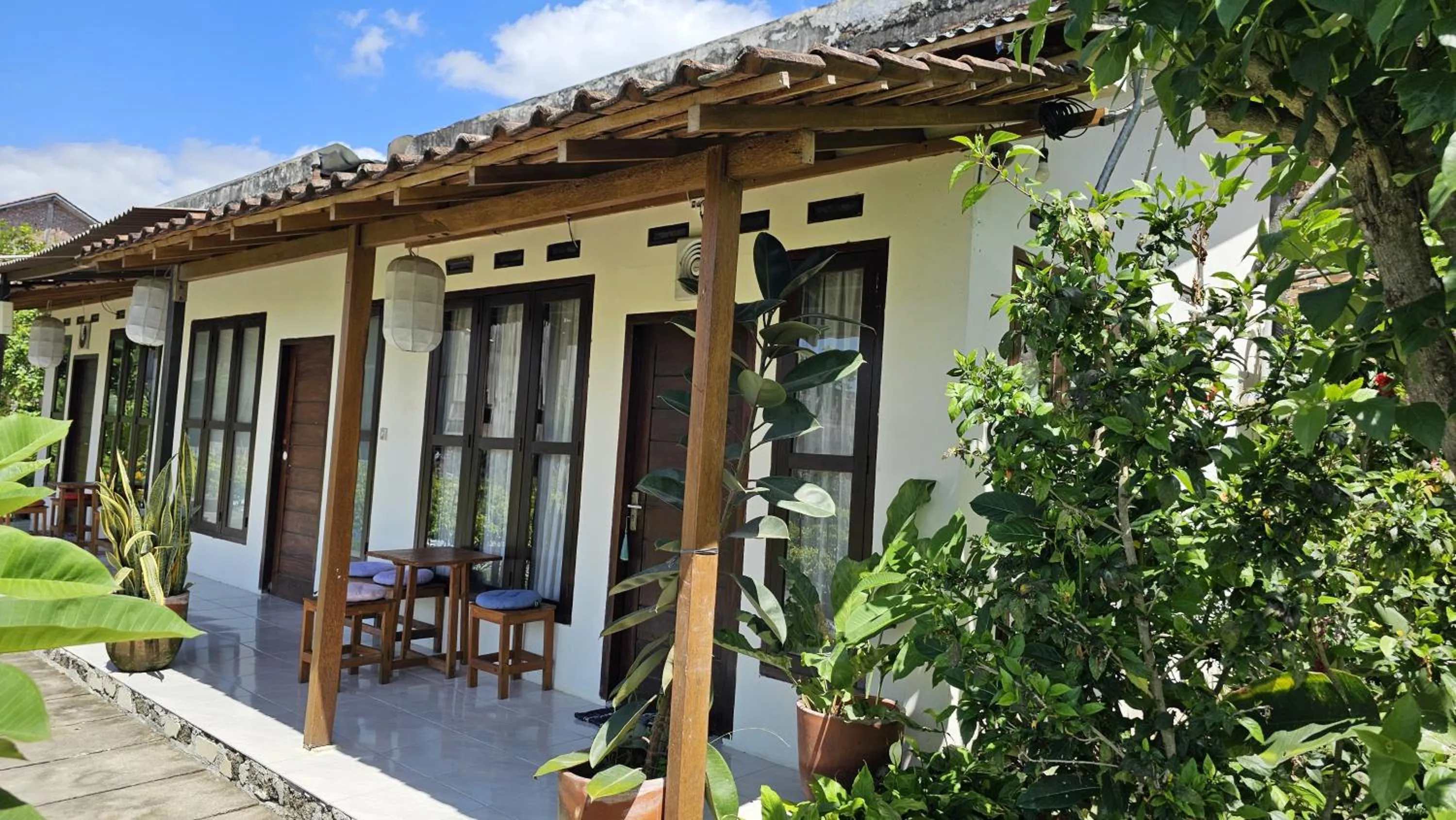 Property building in Rosella Cottages - Homestay - Yogyakarta