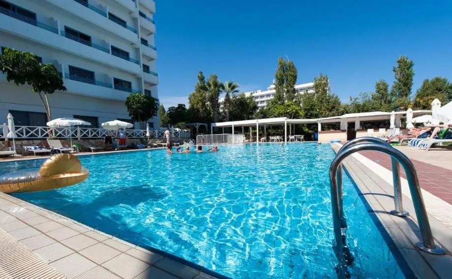 Day in Iliada Beach Hotel