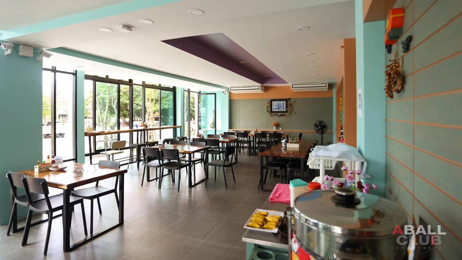 Restaurant/places to eat in ToffyHome