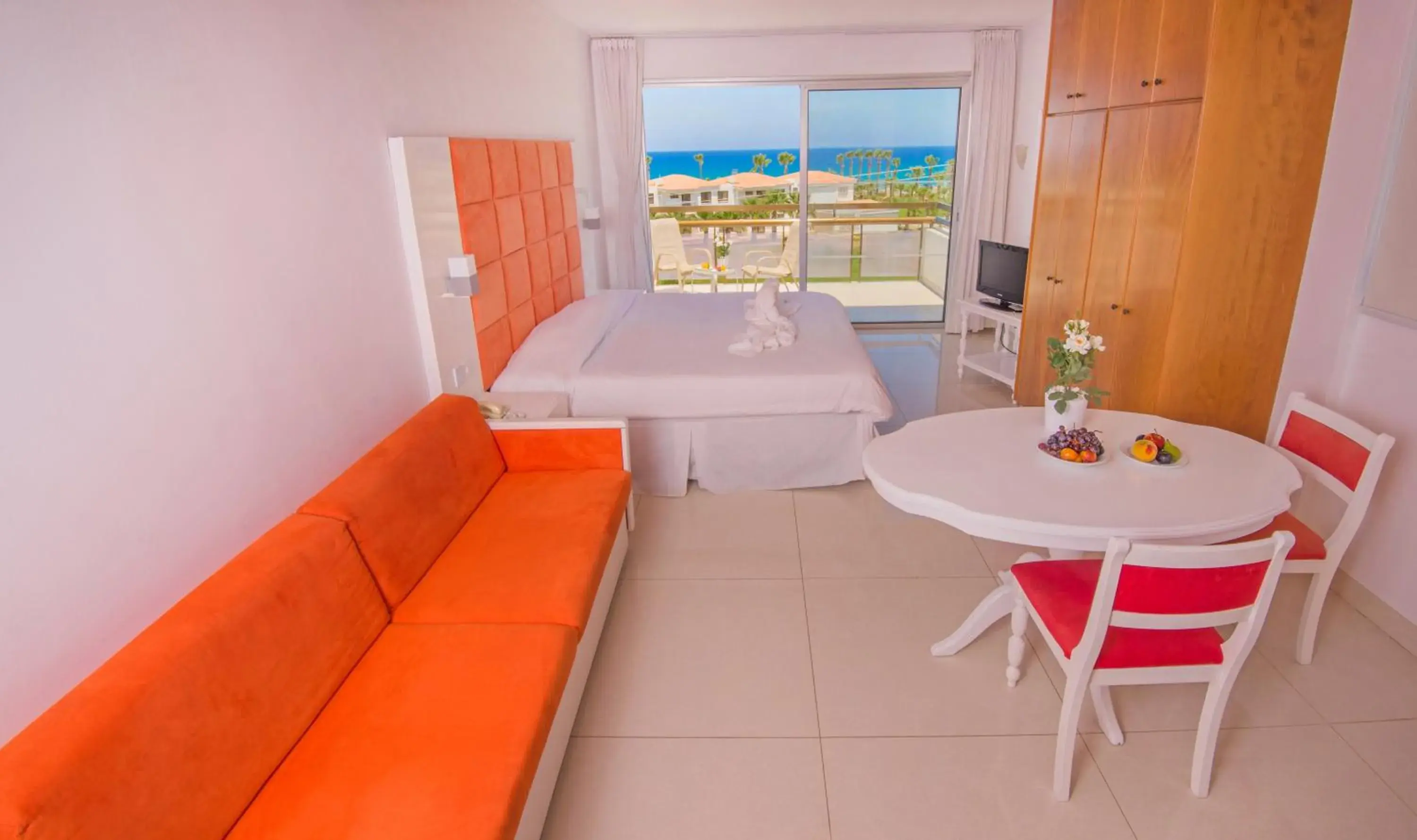Studio with Sea View in Marlita Beach Hotel Apartments Studio with Sea View in Marlita Beach Hotel Apartments