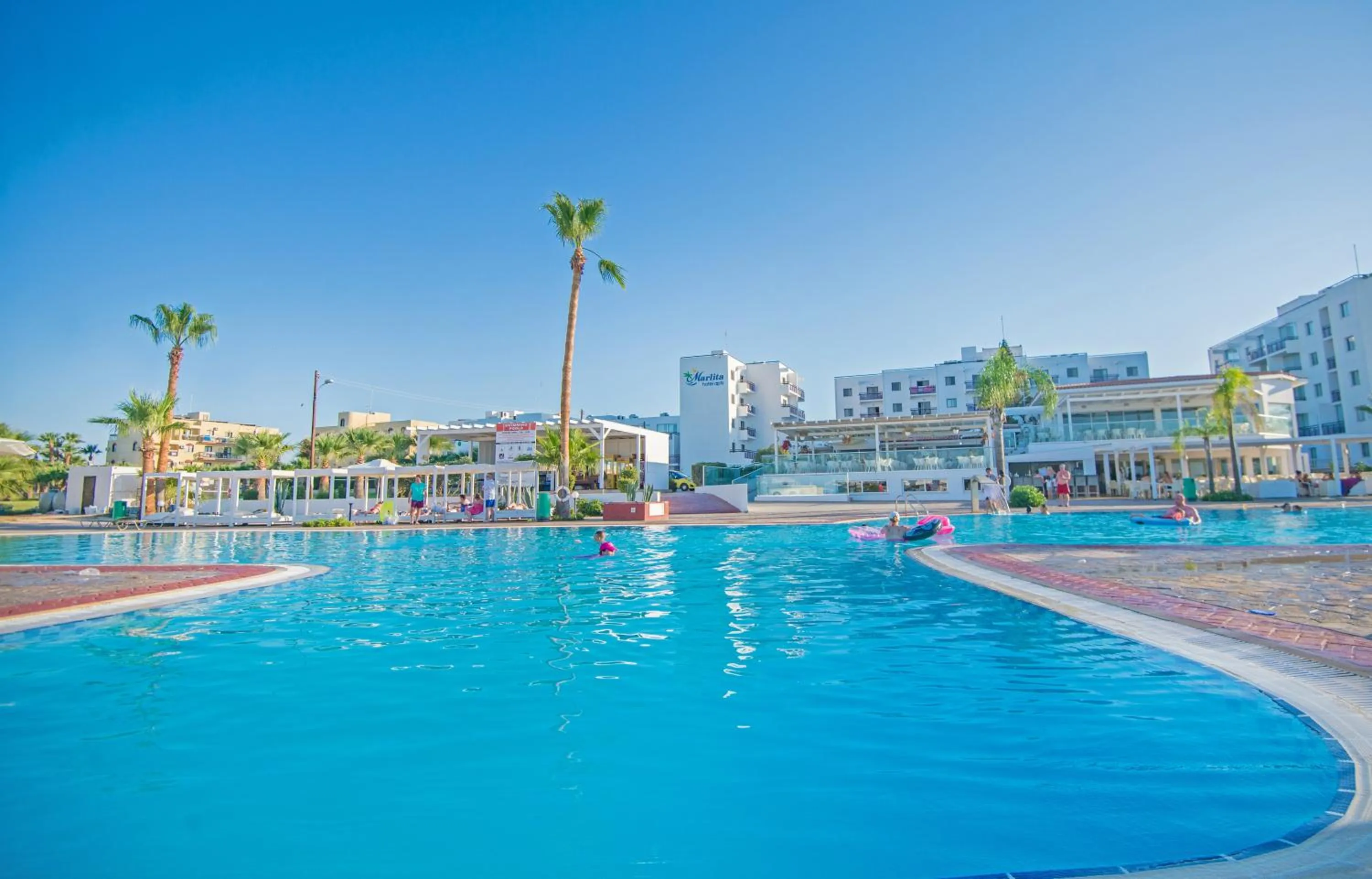 Marlita Beach Hotel Apartments