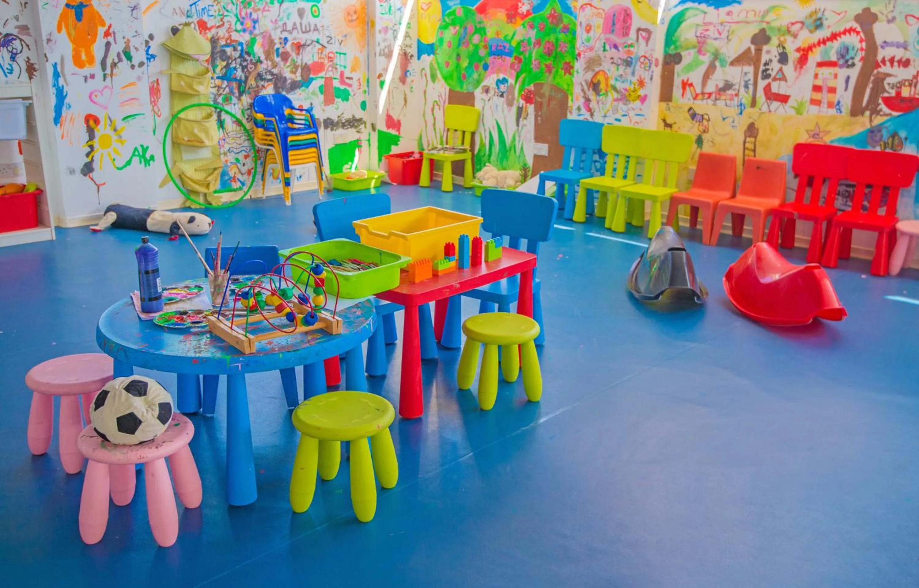 Children play ground in Marlita Beach Hotel Apartments