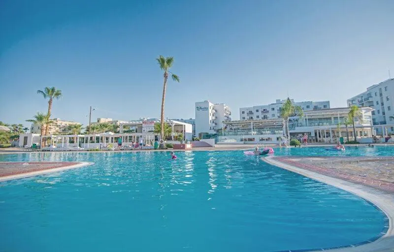 Marlita Beach Hotel Apartments