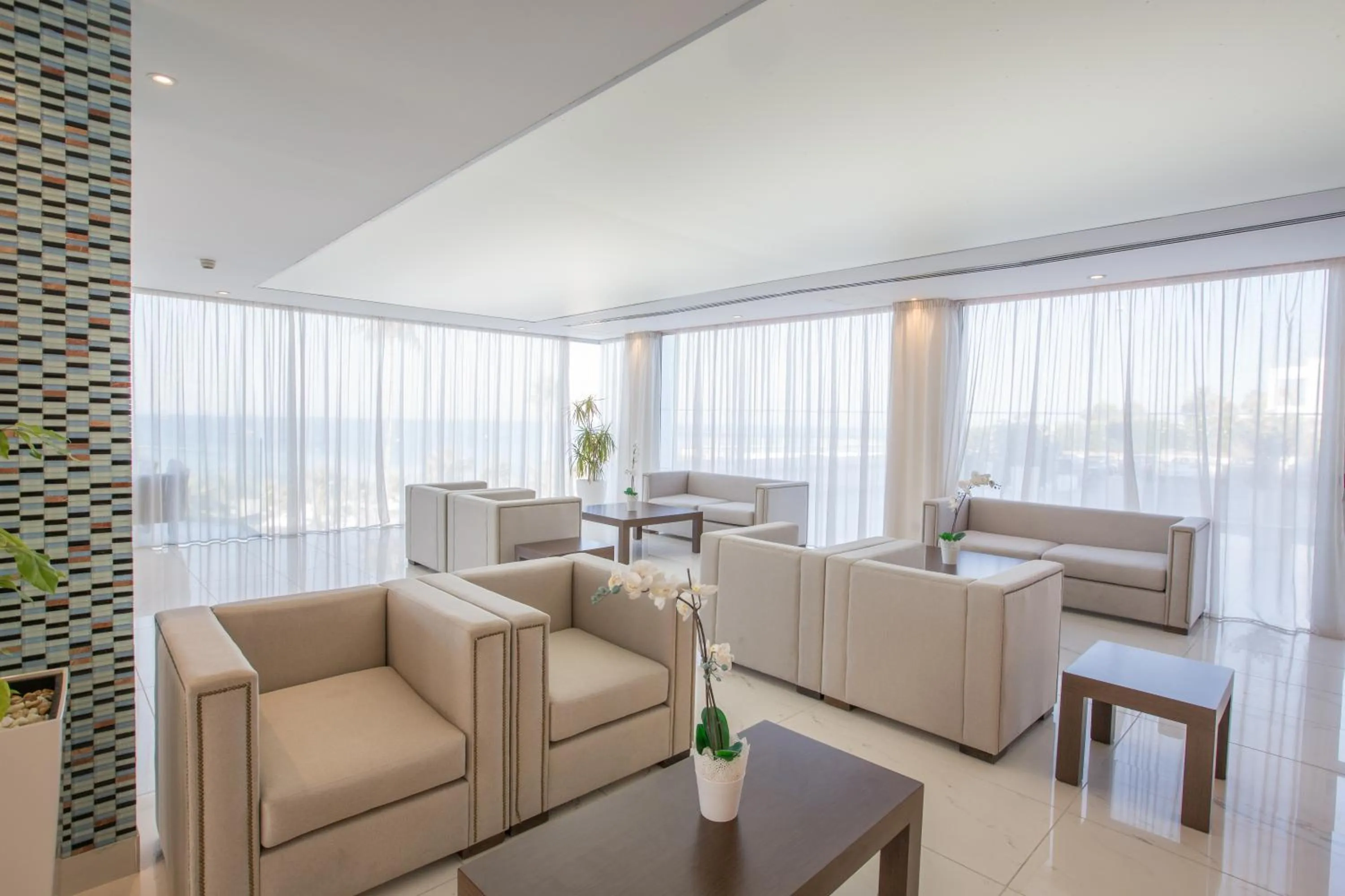 Silver Sands Beach Hotel