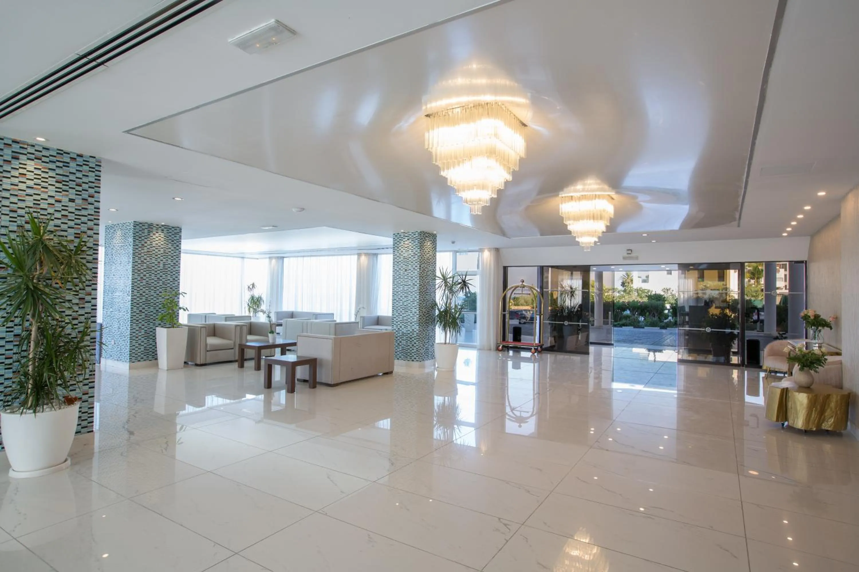 Silver Sands Beach Hotel