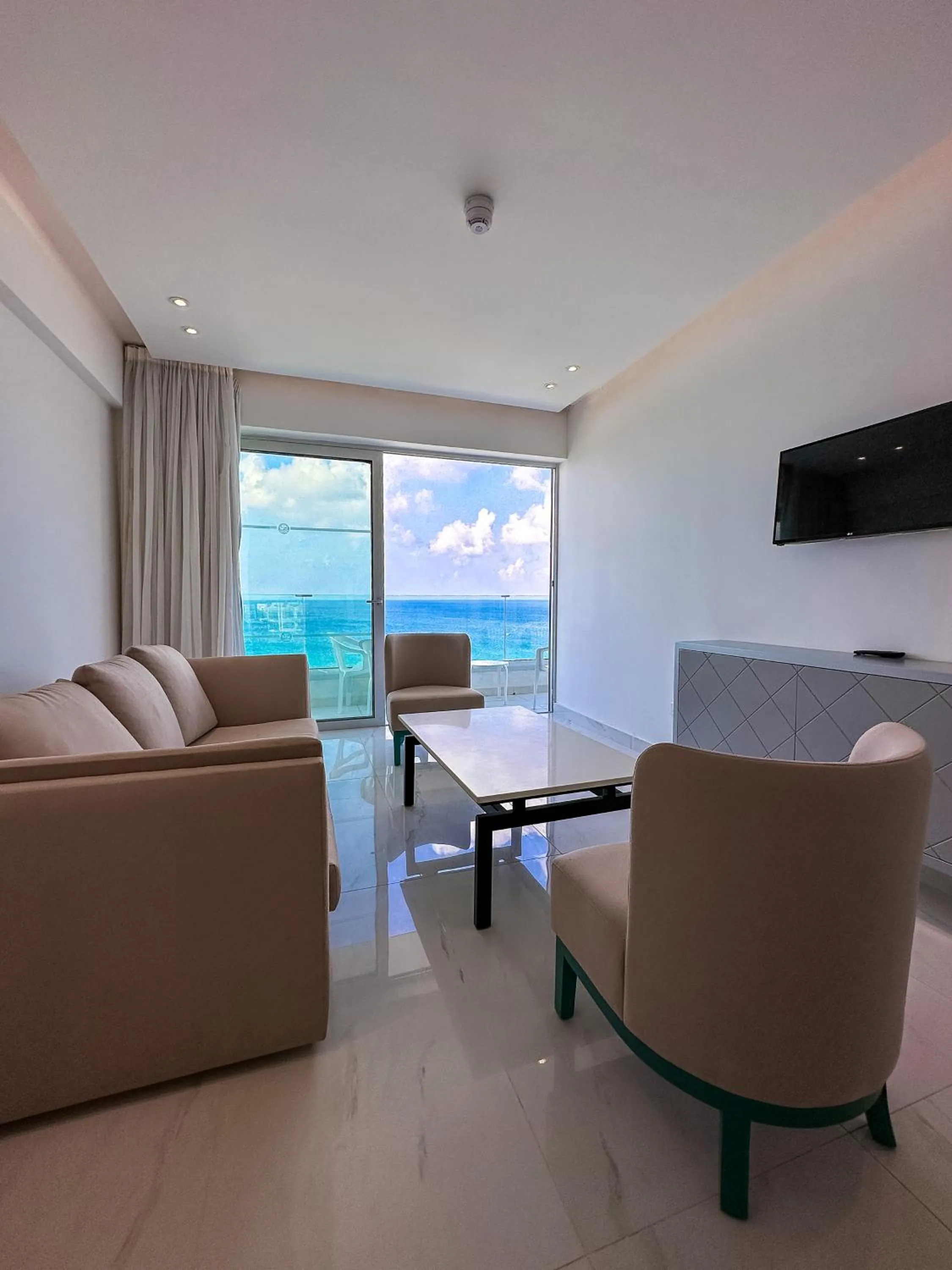 Silver Sands Beach Hotel