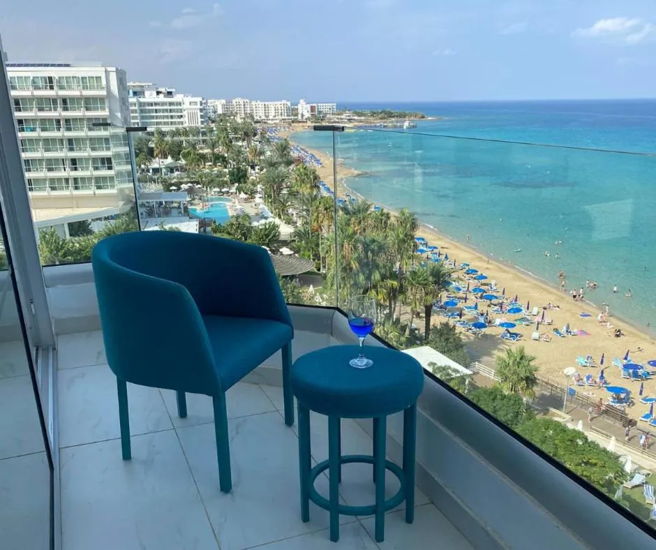 Day in Silver Sands Beach Hotel