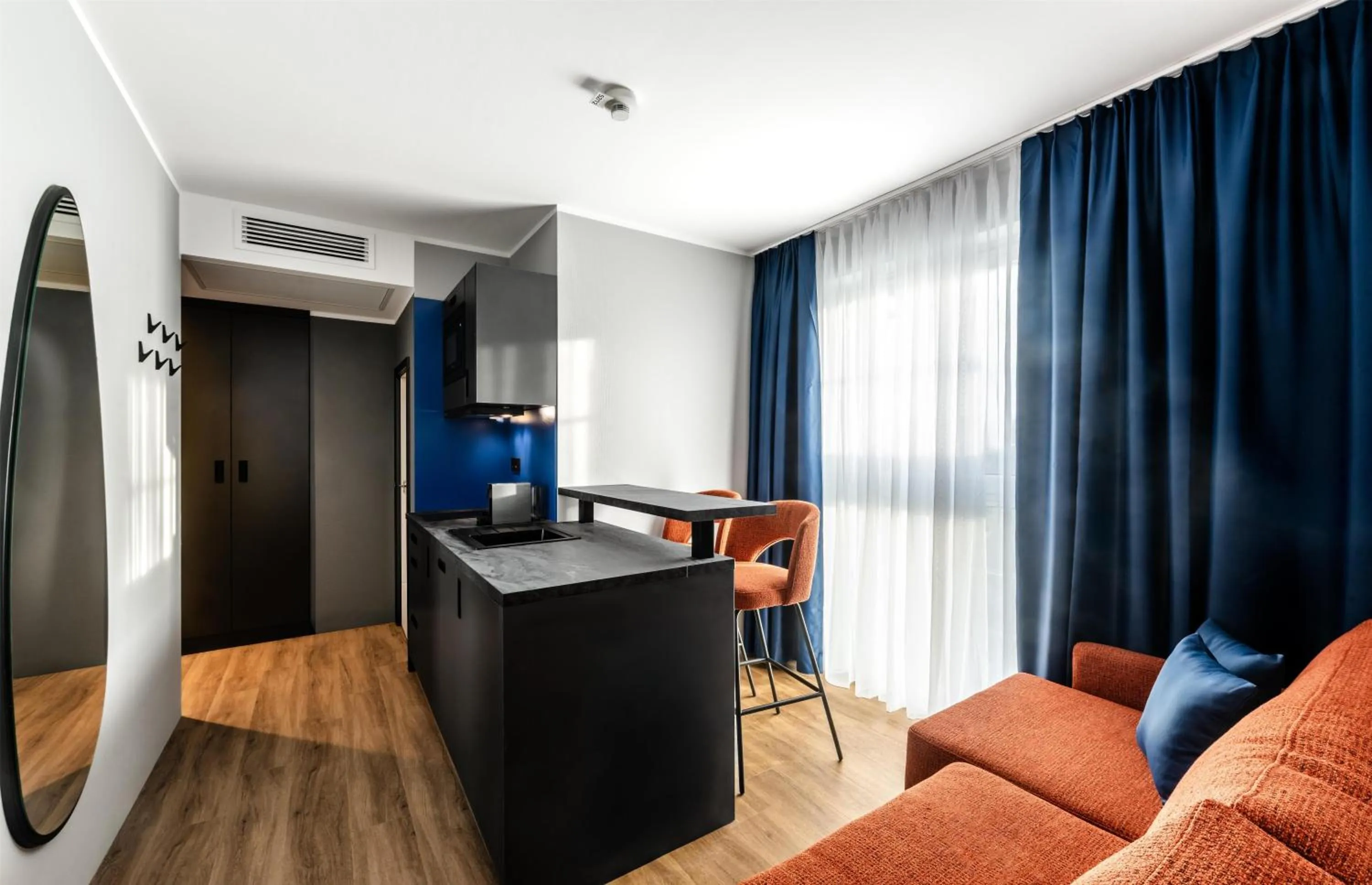 Kitchen or kitchenette in Aiden by Best Western Velbert