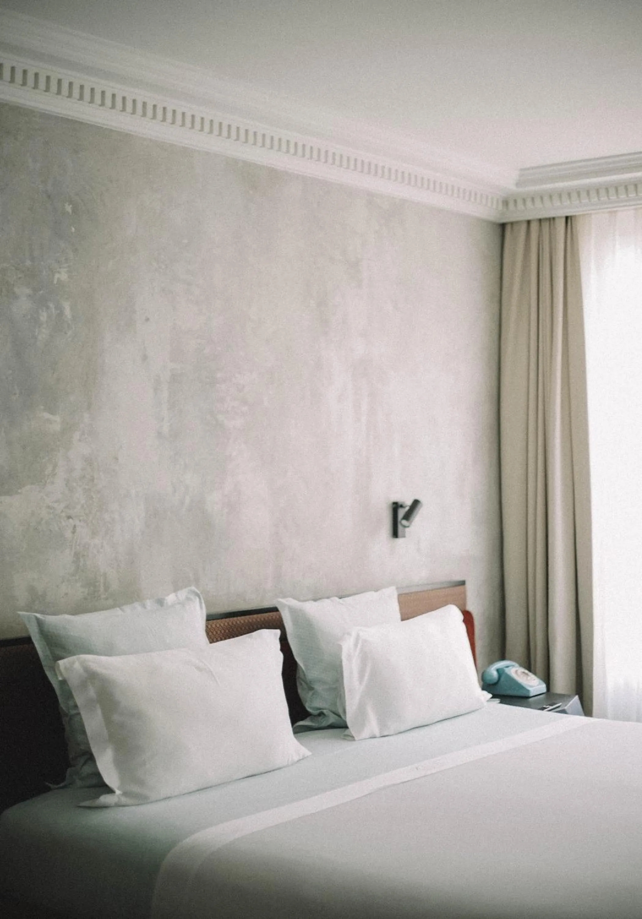 Bed in Hotel Les Bains Paris