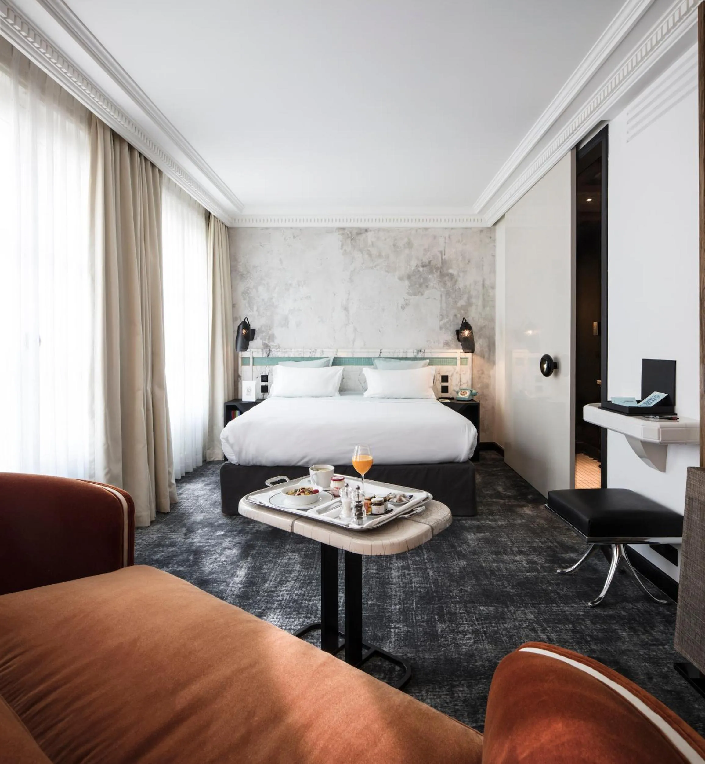 Bed in Hotel Les Bains Paris