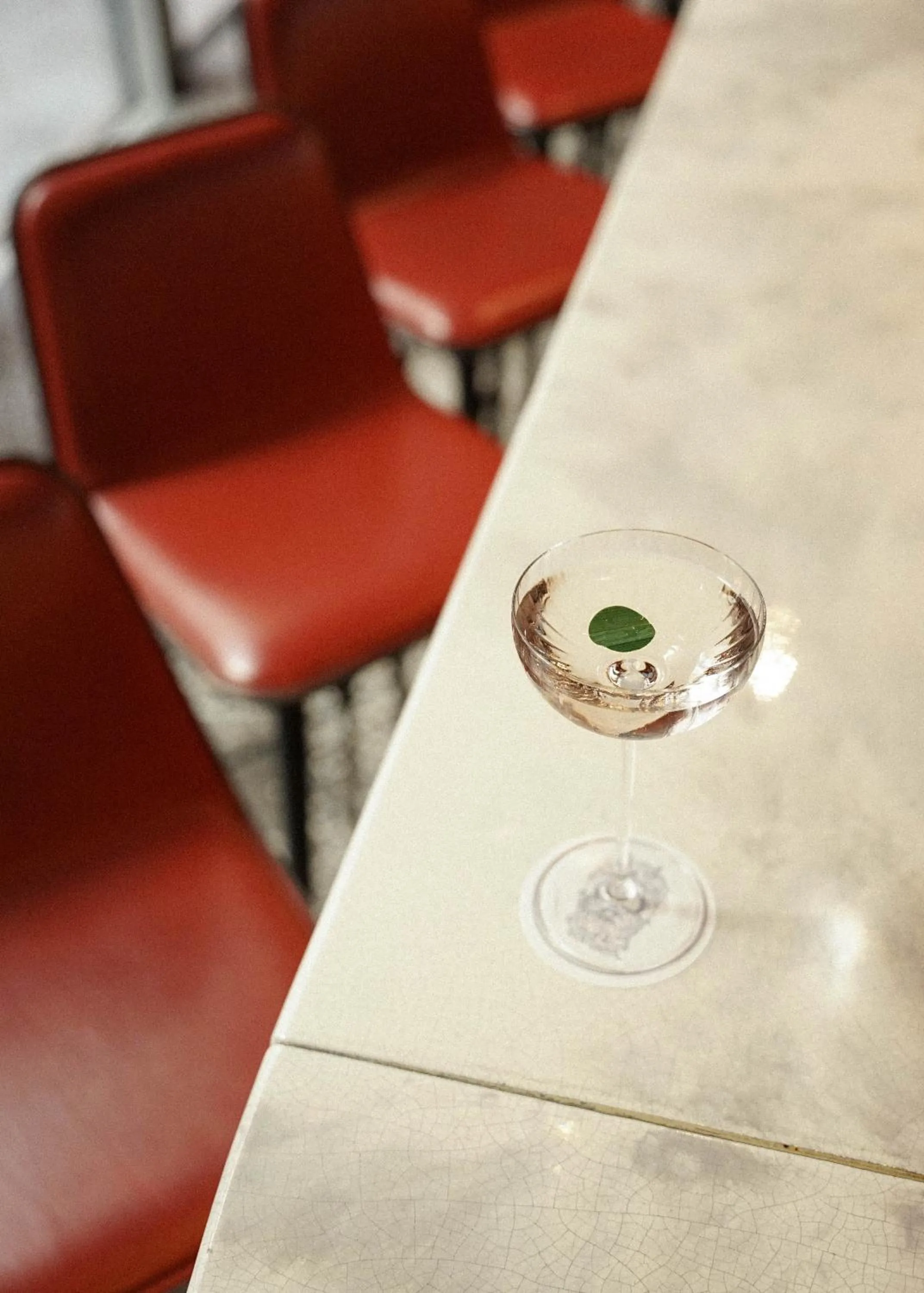 Lounge or bar in Hotel Les Bains Paris