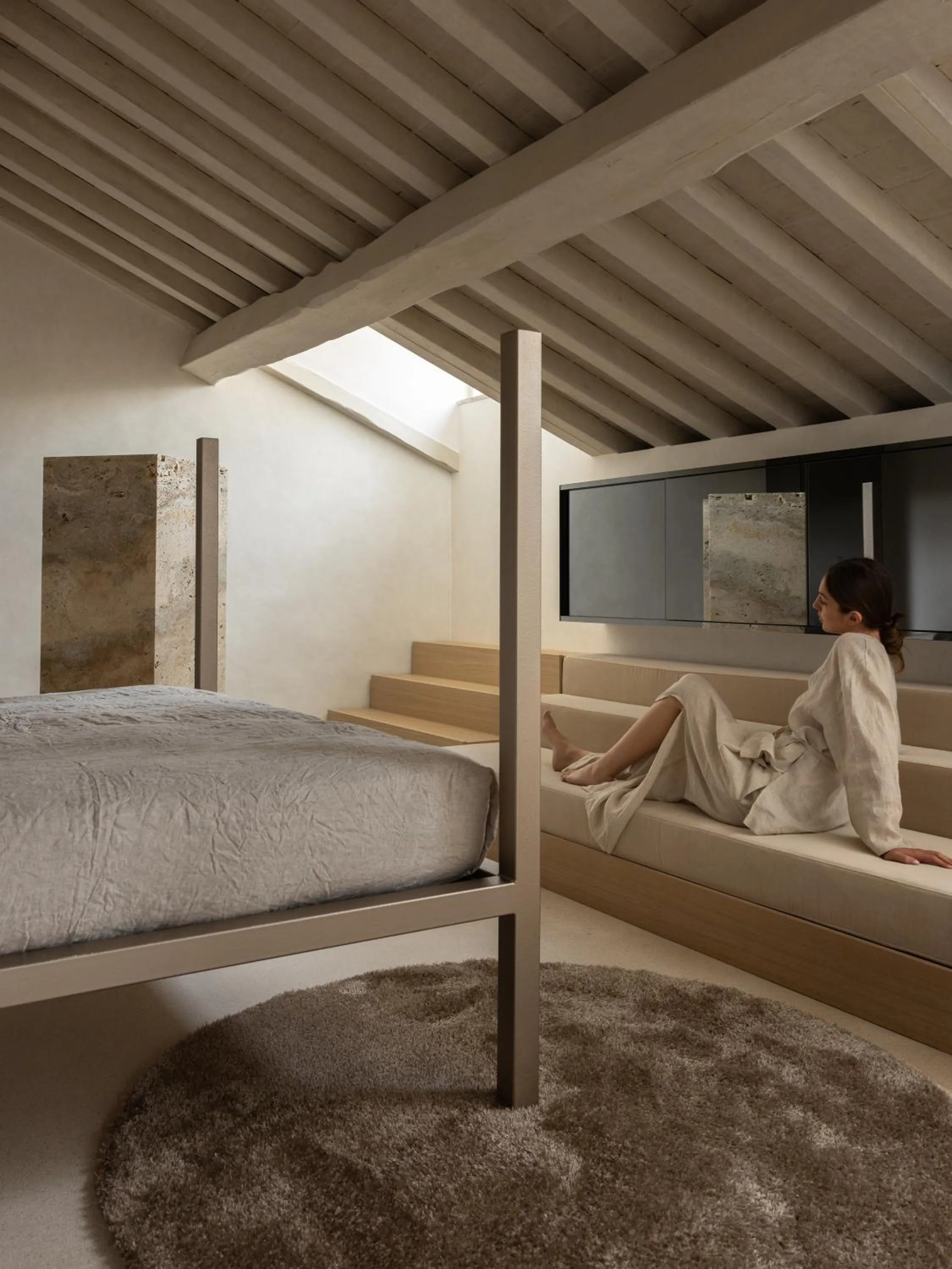 Photo of the whole room, Bed in Nomos Hotel