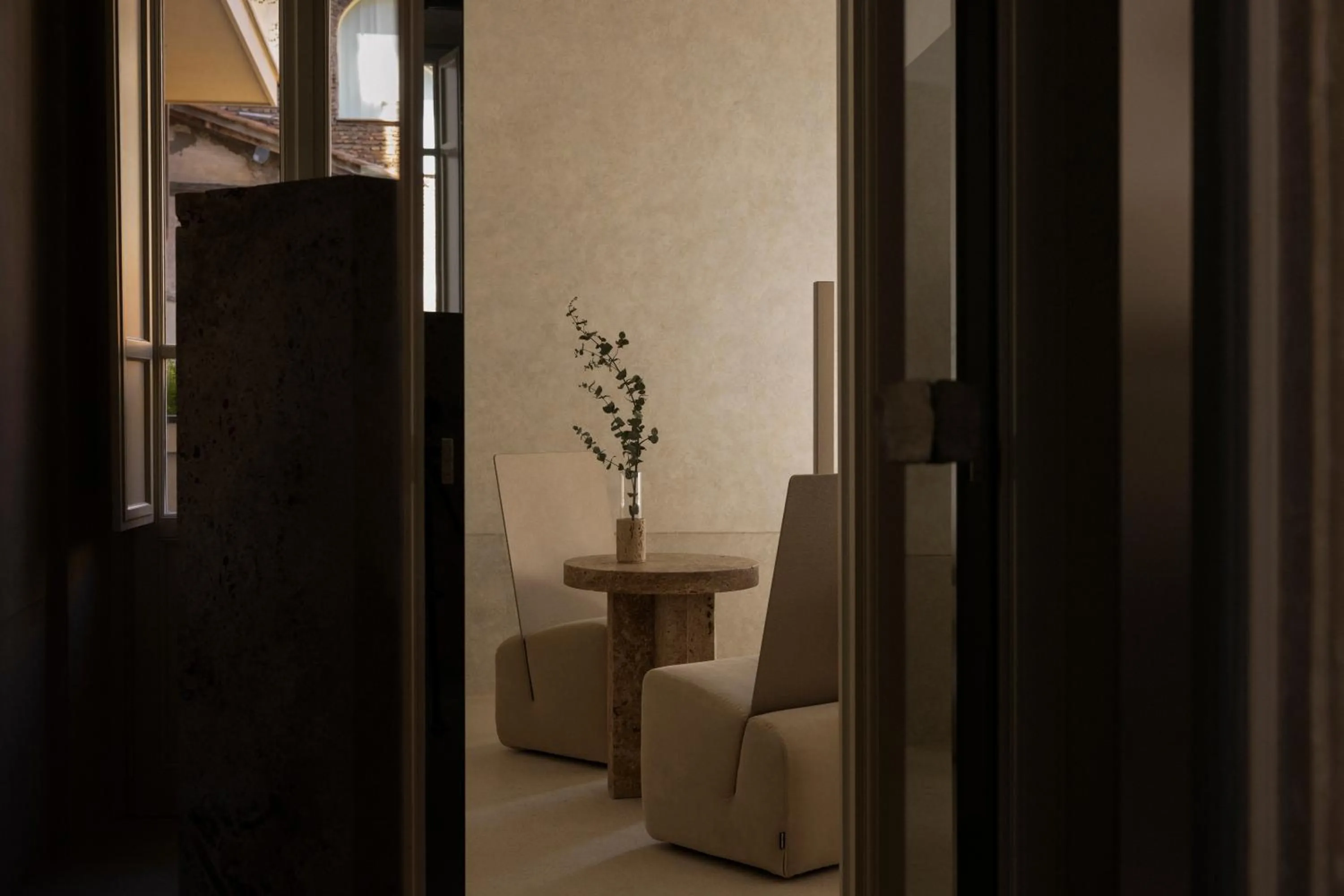 Seating area in Nomos Hotel