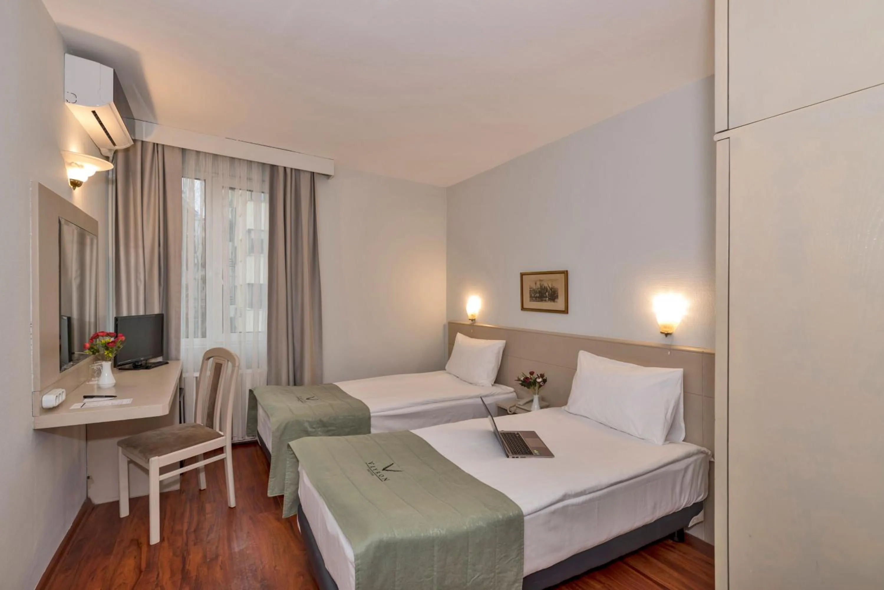 Febor Park İstanbul Levent Hotel