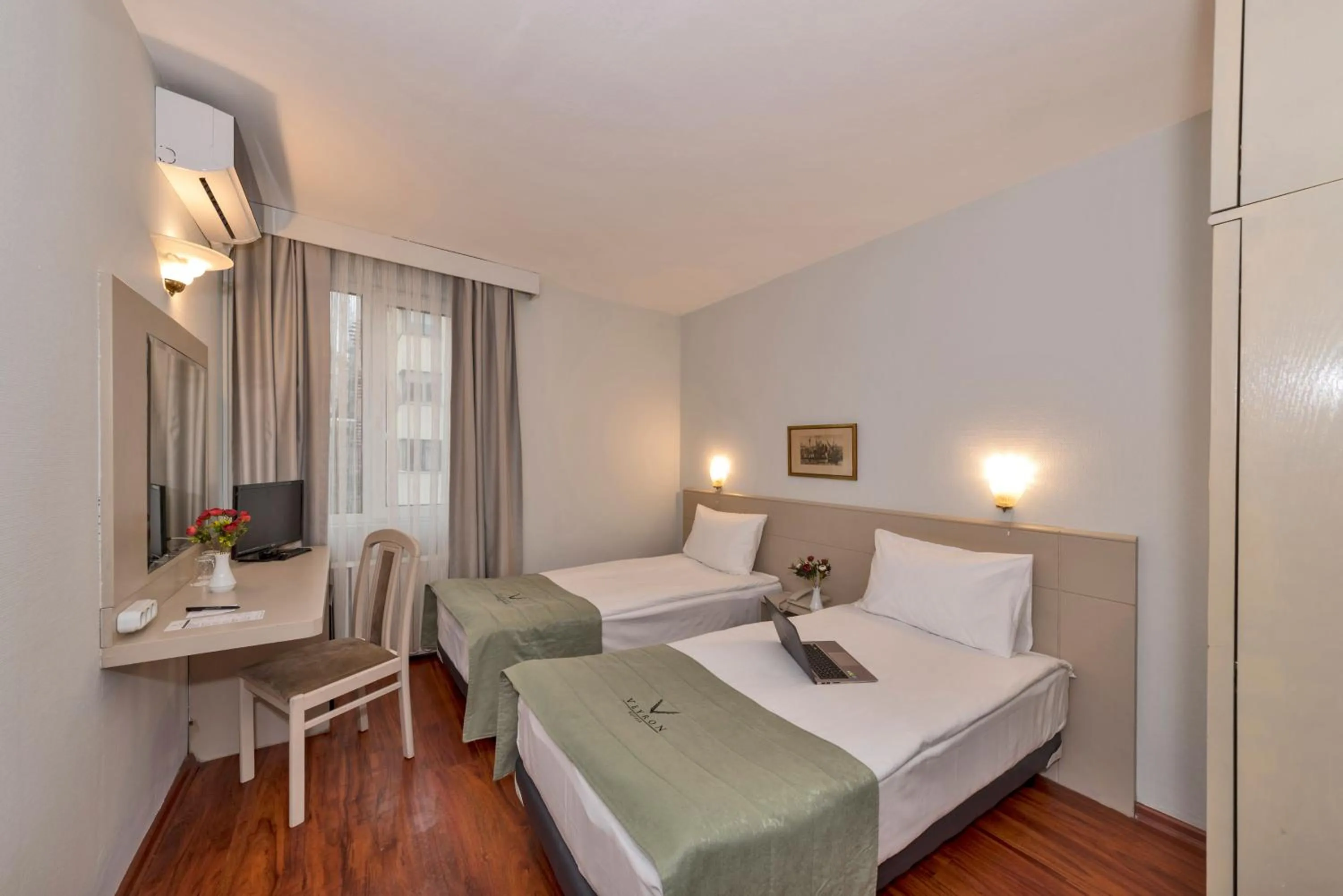 Febor Park İstanbul Levent Hotel