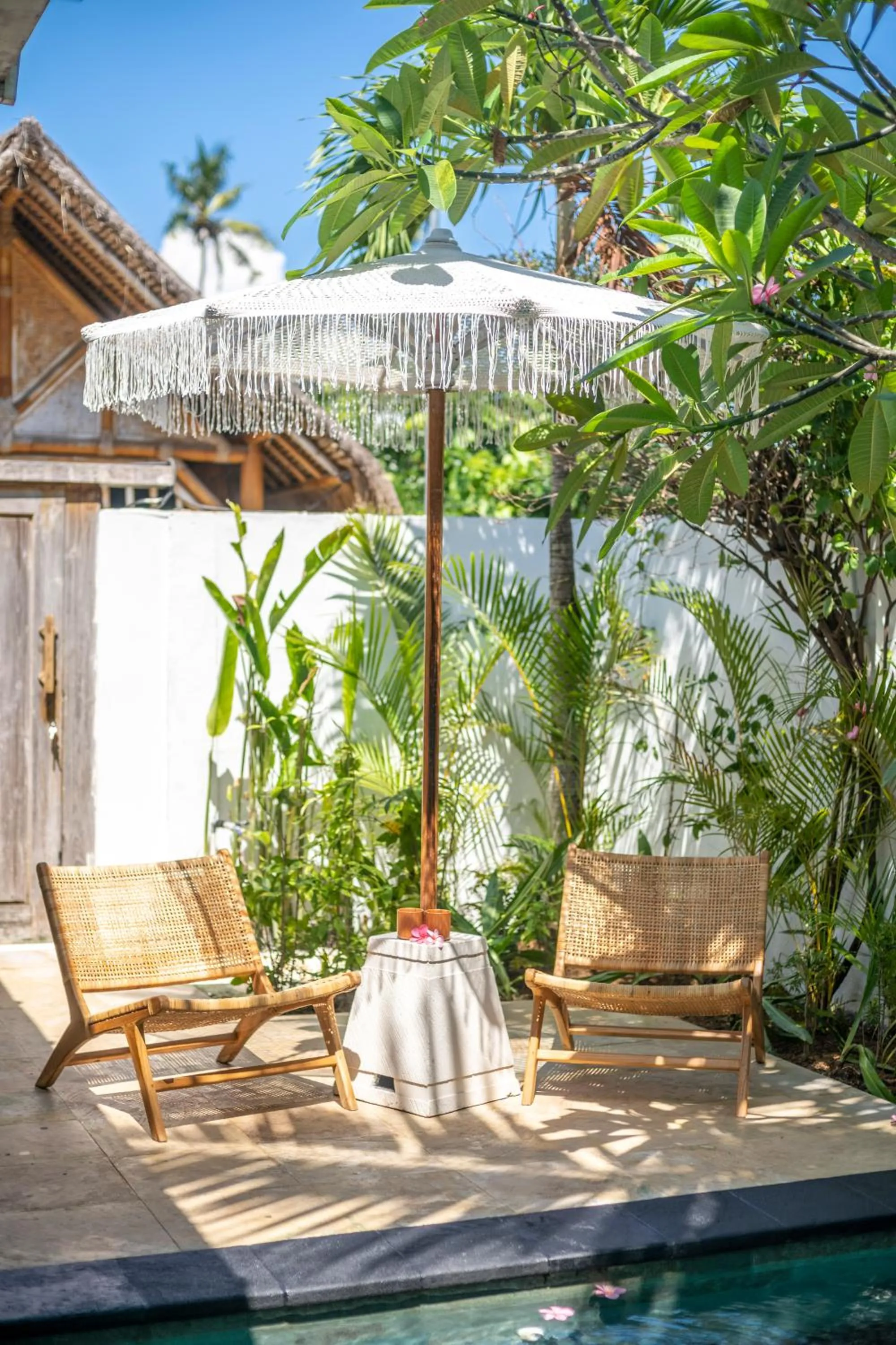 Facade/entrance in Akasia Villas