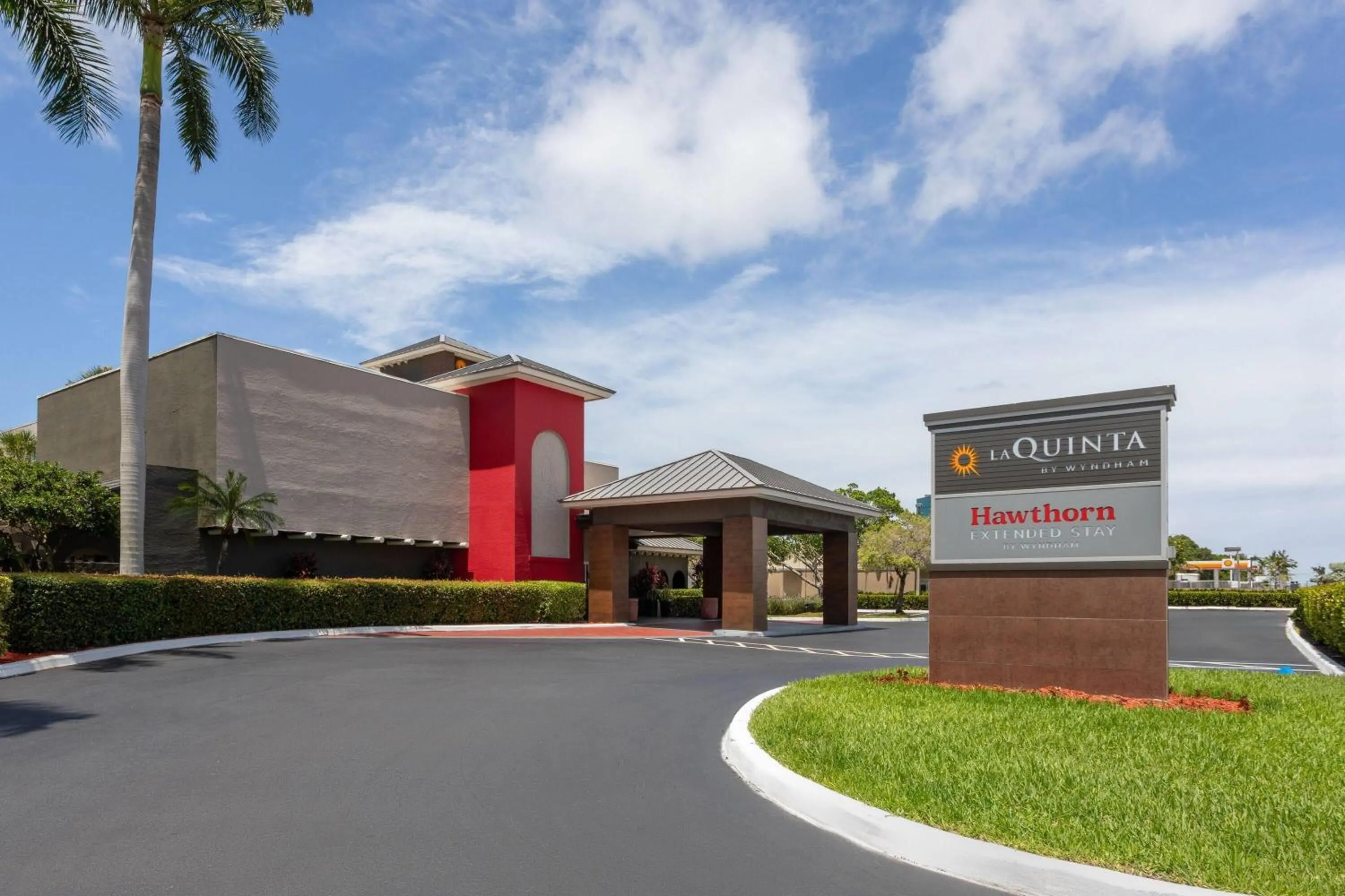 Hawthorn Extended Stay by Wyndham Ft Lauderdale Cypress Crk