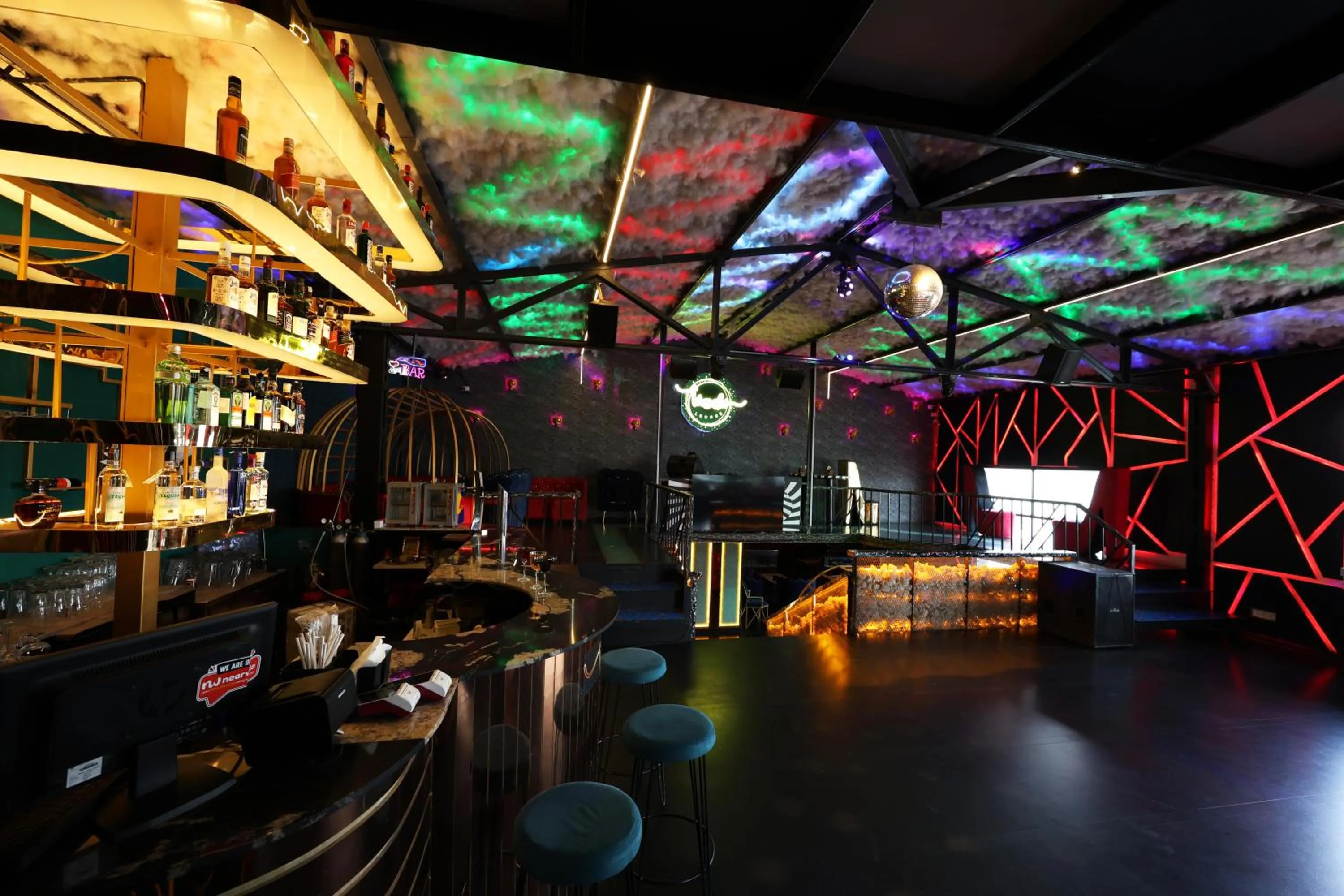 Communal lounge/ TV room in Purple Brigade, Bangalore