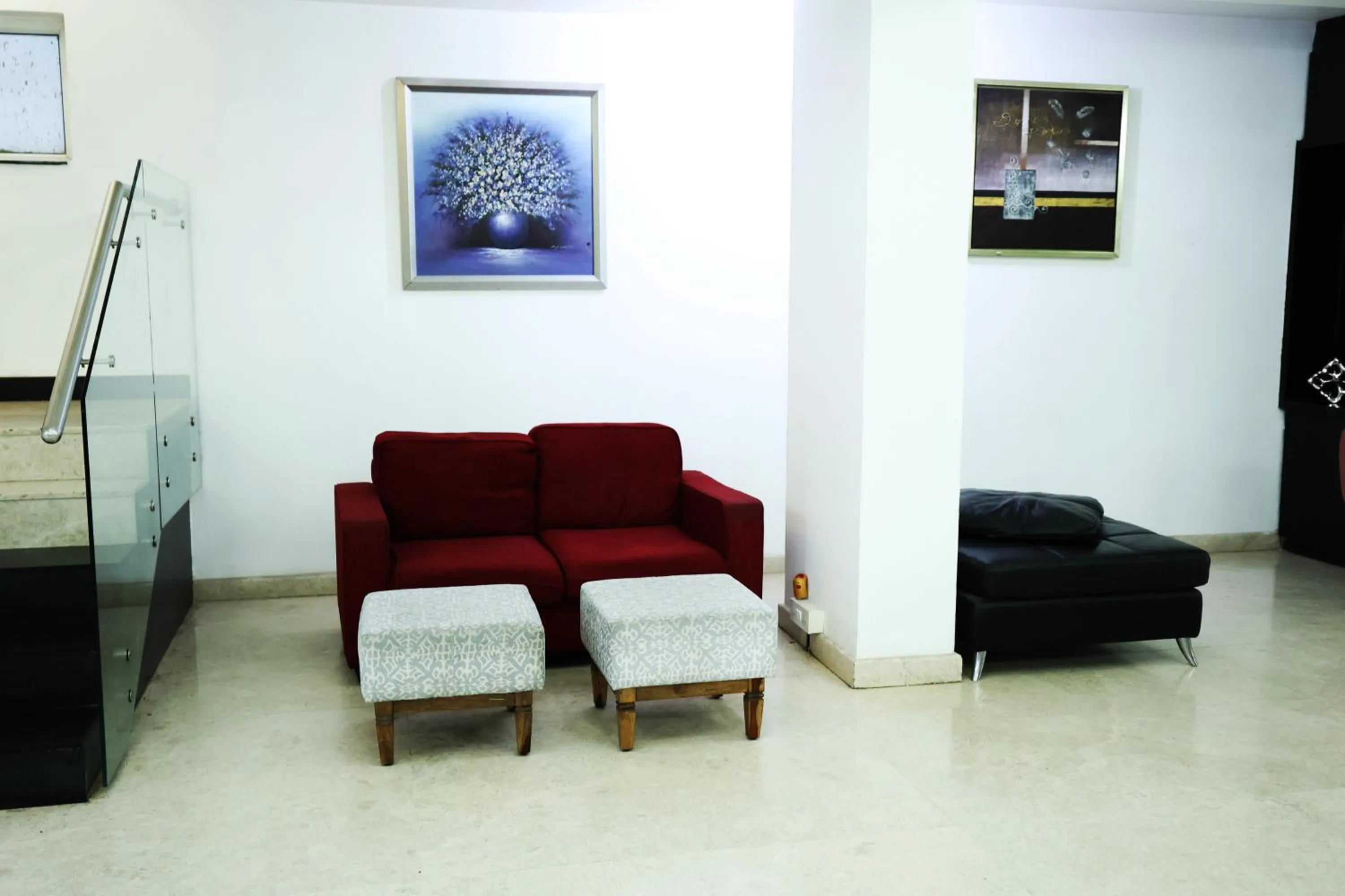 Seating area in Purple Brigade, Bangalore