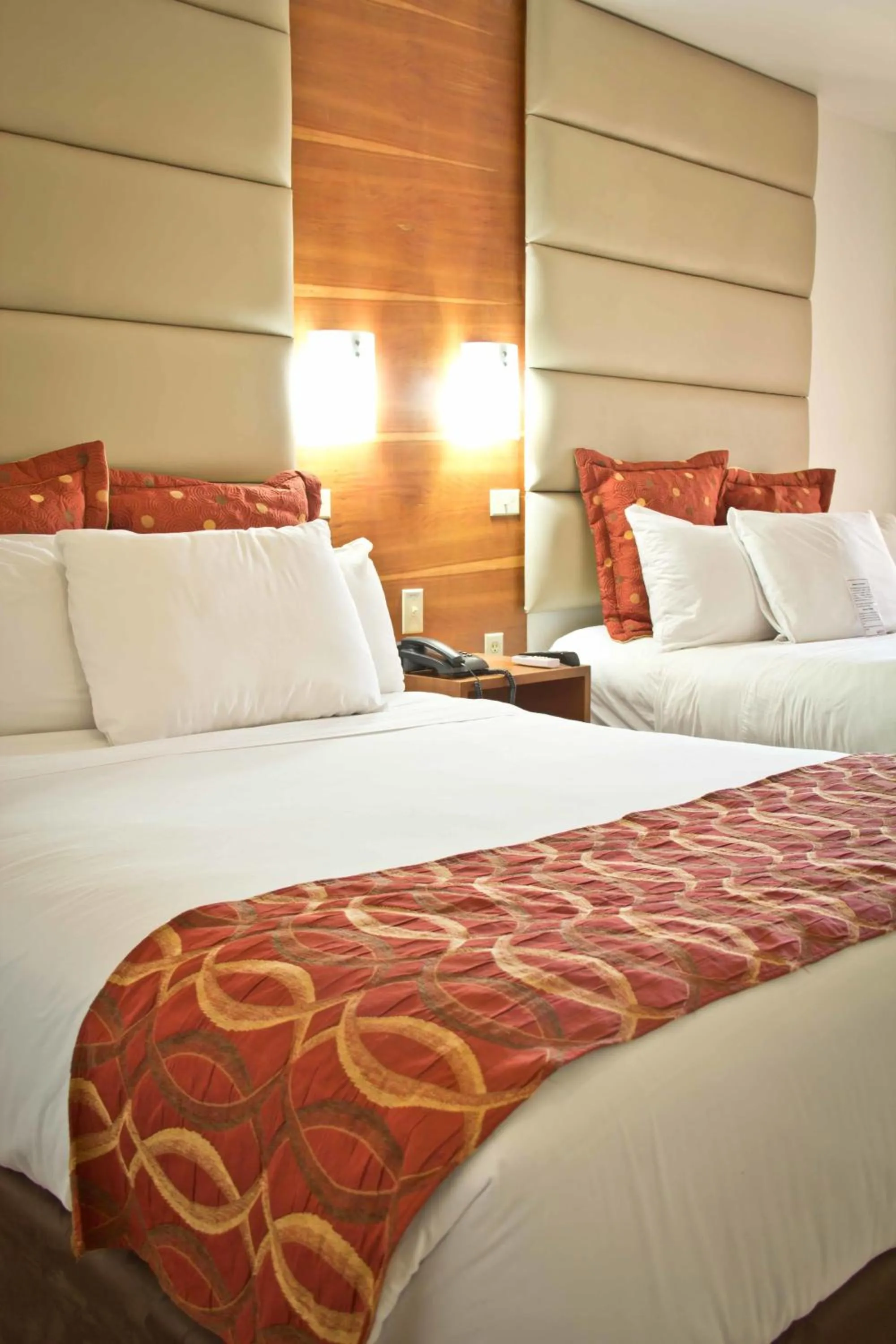 Bed in Minister Business Hotel