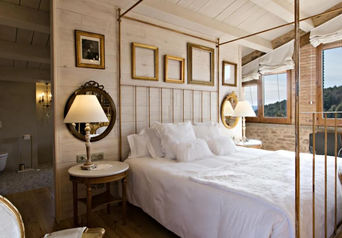 Bed in La Vella Farga Hotel