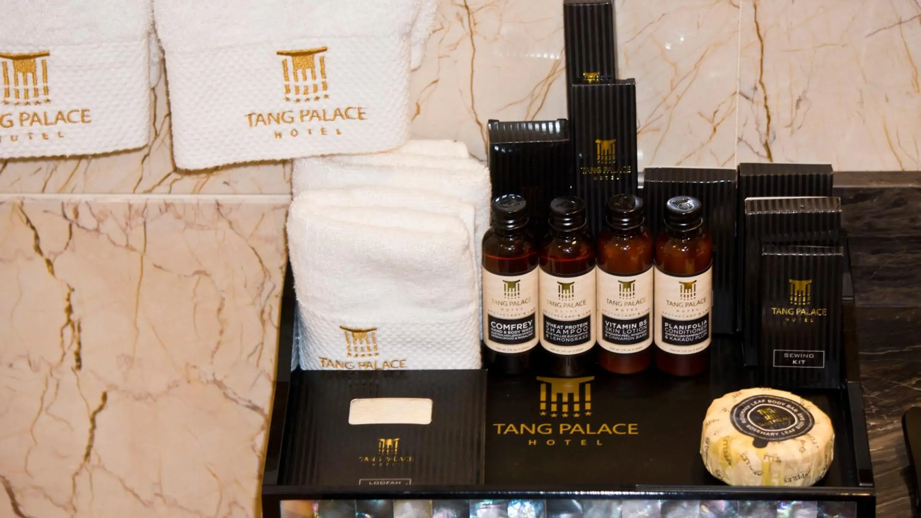 Superior Double Room in Tang Palace Hotel Superior Double Room in Tang Palace Hotel