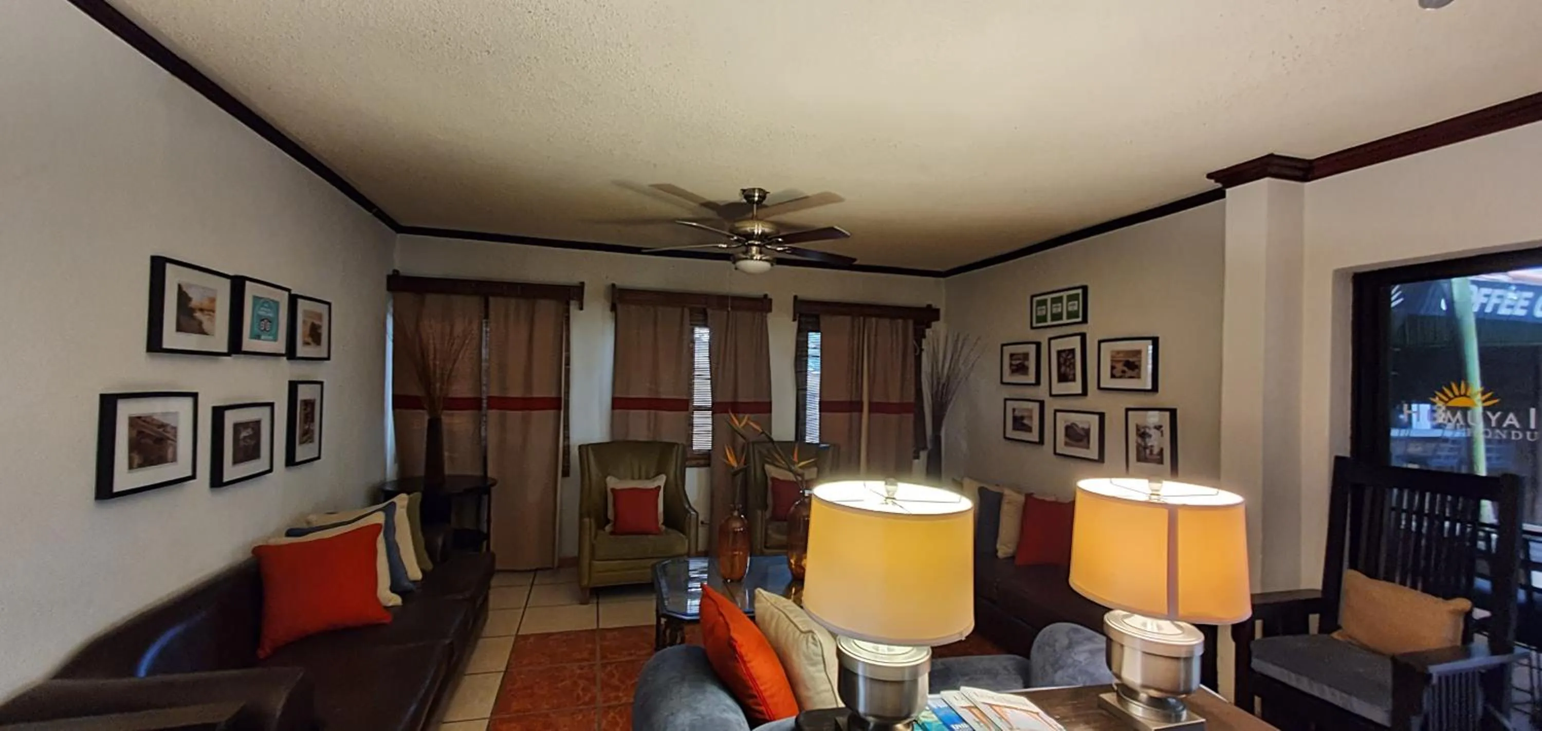 Lobby or reception in Humuya Inn