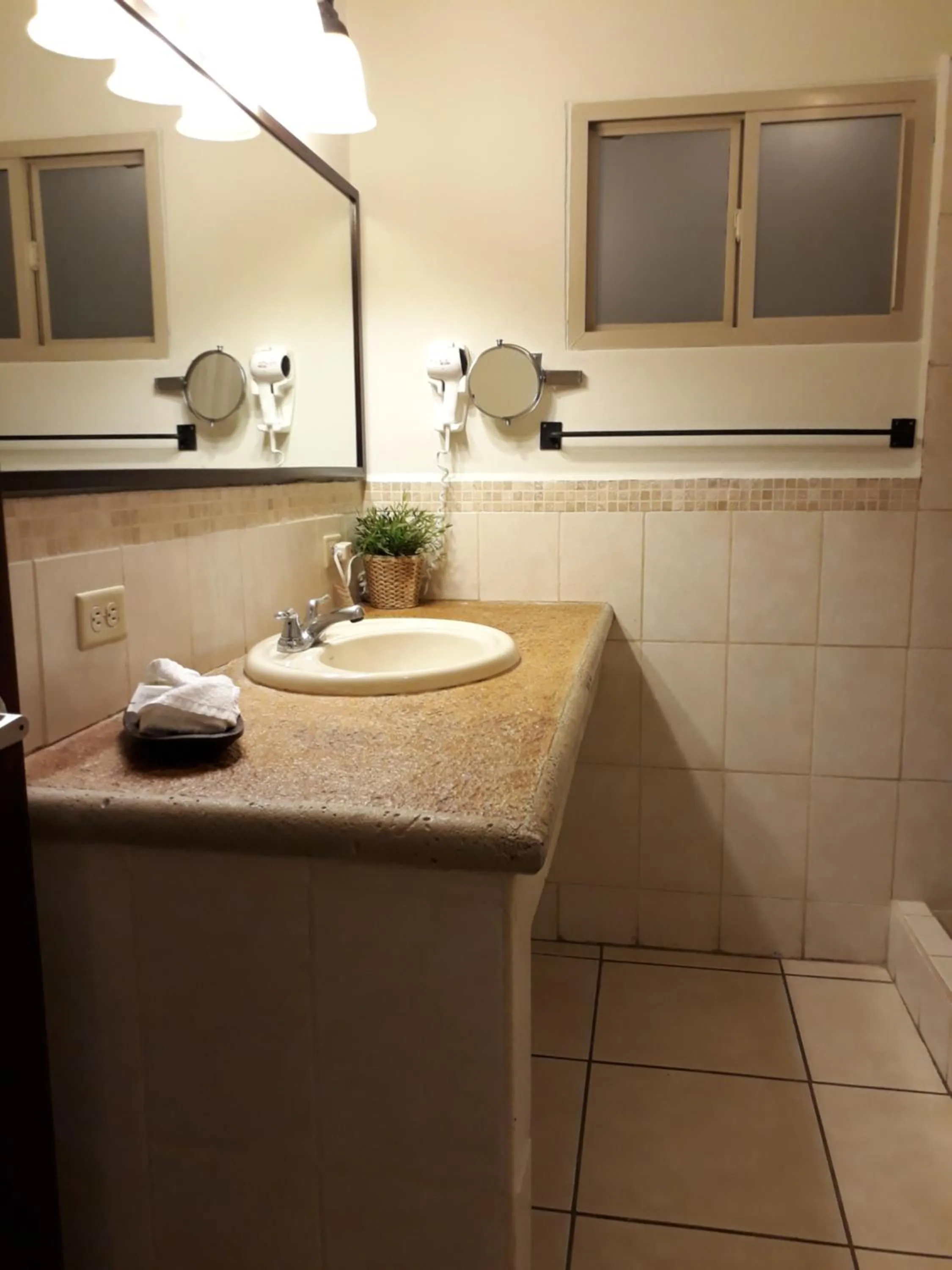 Bathroom in Humuya Inn